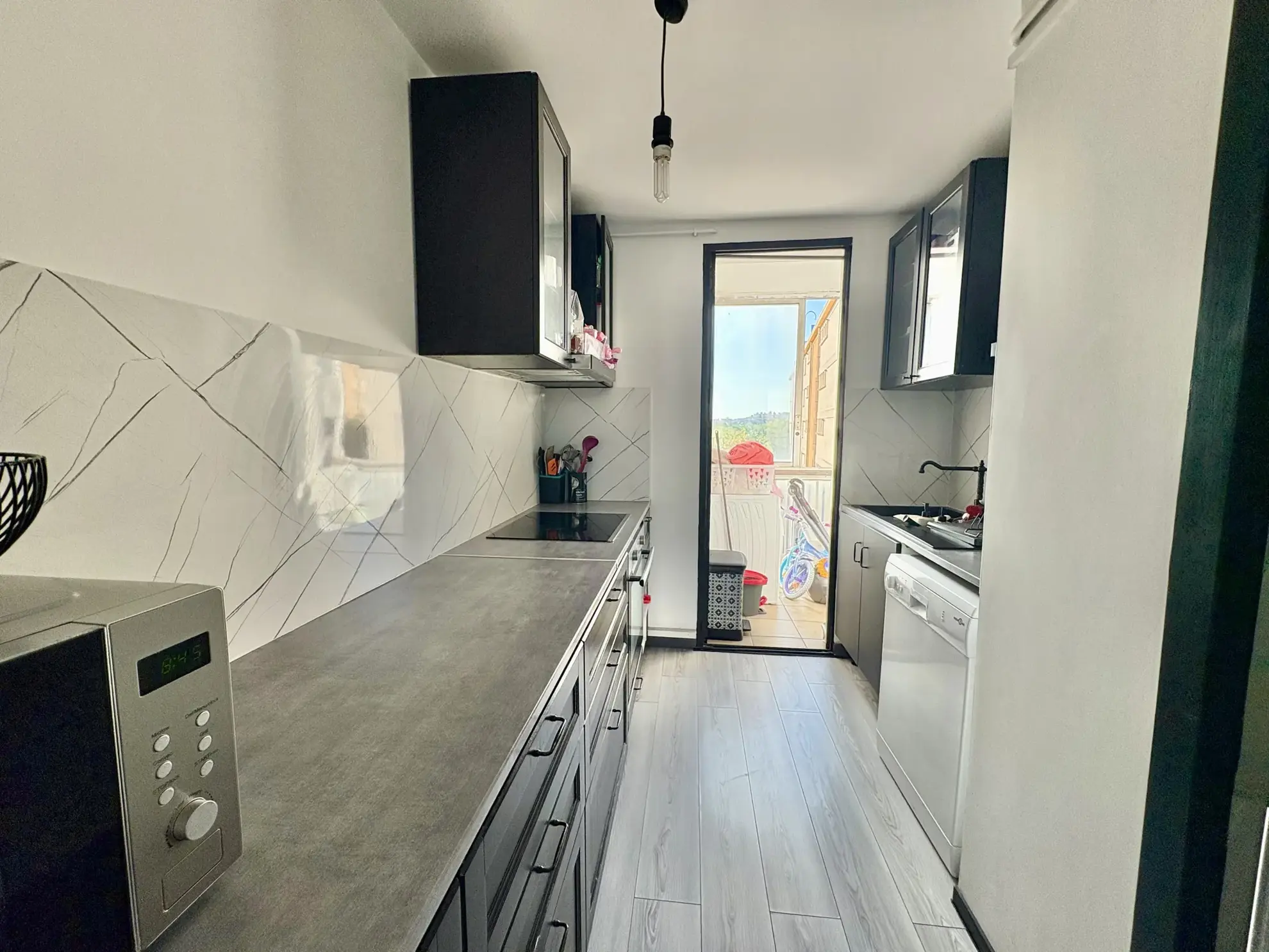 Appartement T3 à La Seyne-sur-Mer avec balcon, cave et calme proche centre-ville 