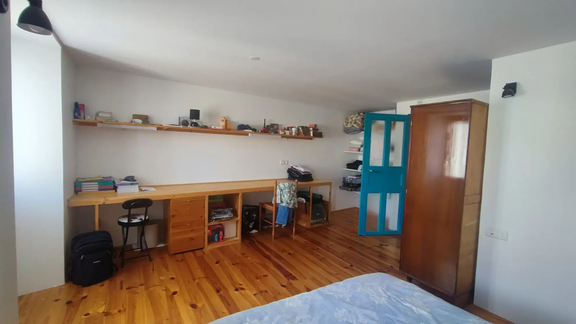 Maison de village à Alboussière avec jardin, garage et 4 chambres 