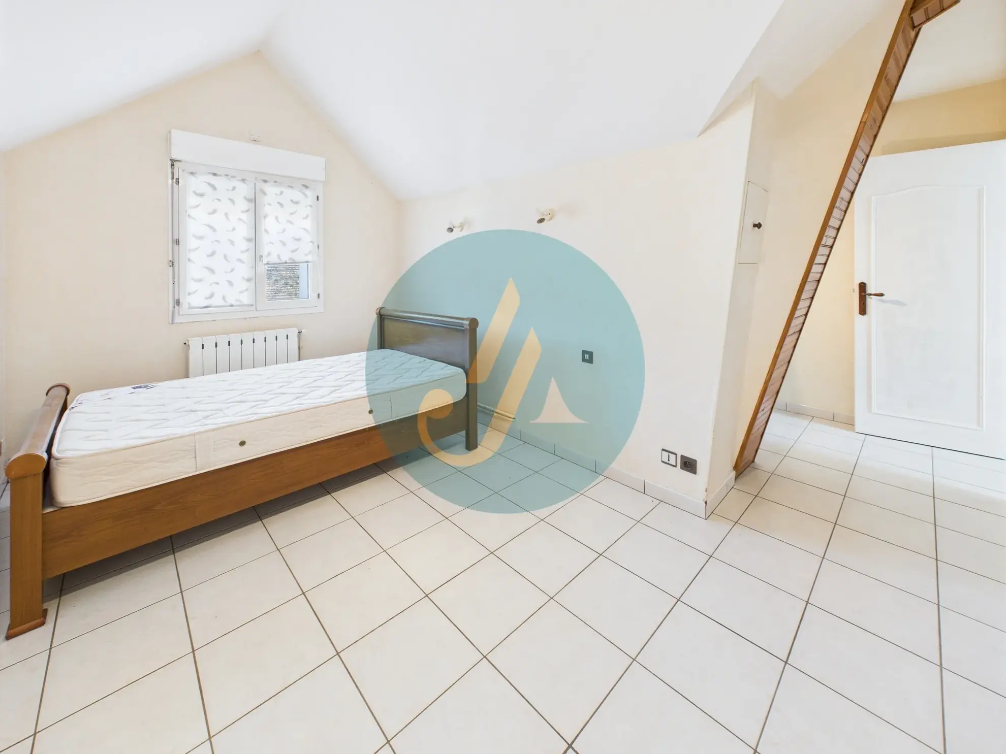 Maison de 81 m² avec dépendances et terrain clos près de Nevers 