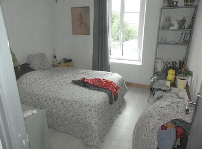 Maison T5 à Baud de 123 m² avec jardin, garage et balcon en vente aux enchères 