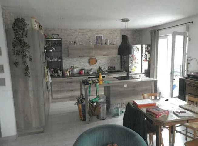 Maison T5 à Baud de 123 m² avec jardin, garage et balcon en vente aux enchères 