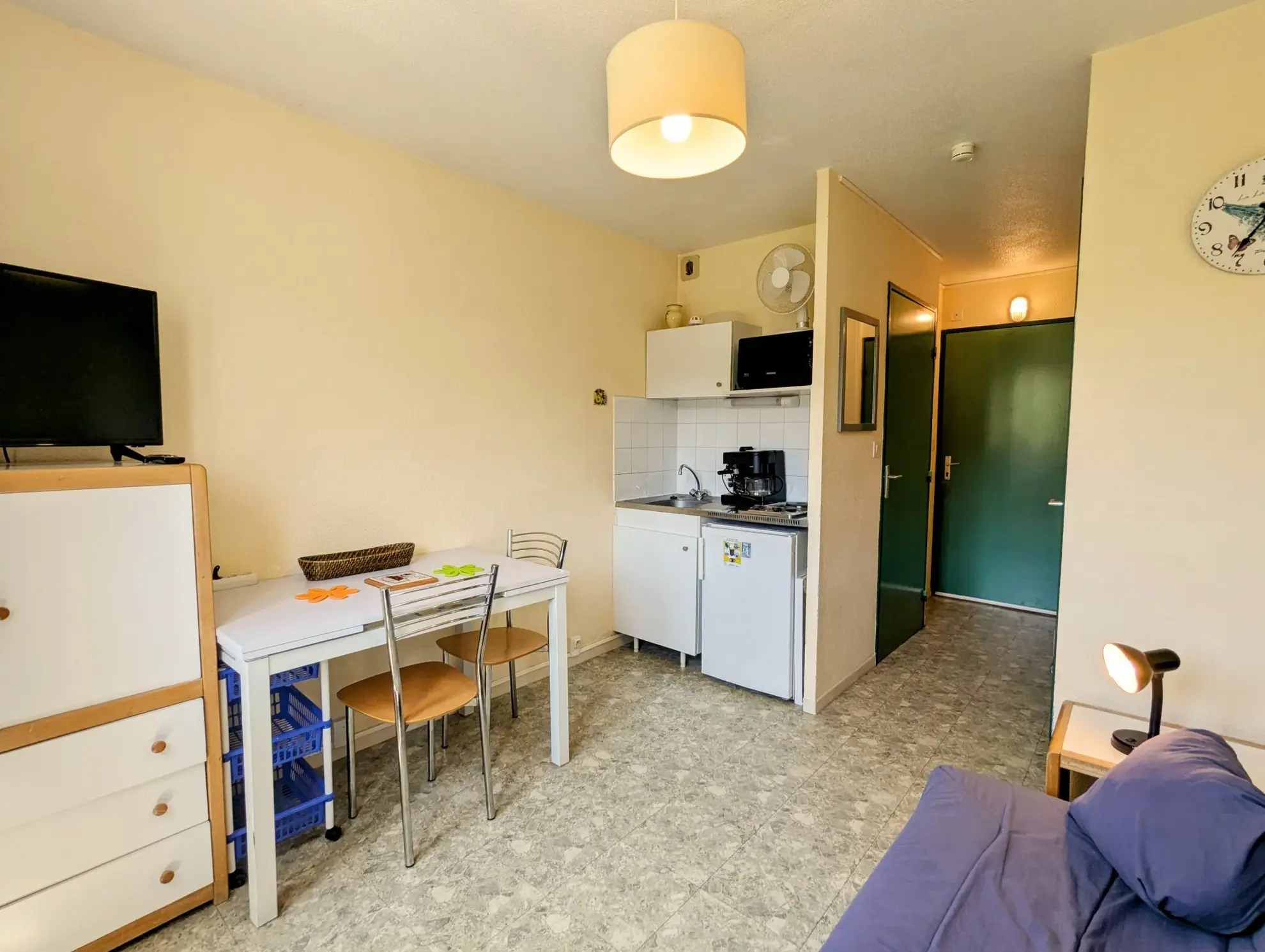 Studio à vendre de 16 m² avec vue dégagée à Lamalou-les-Bains 