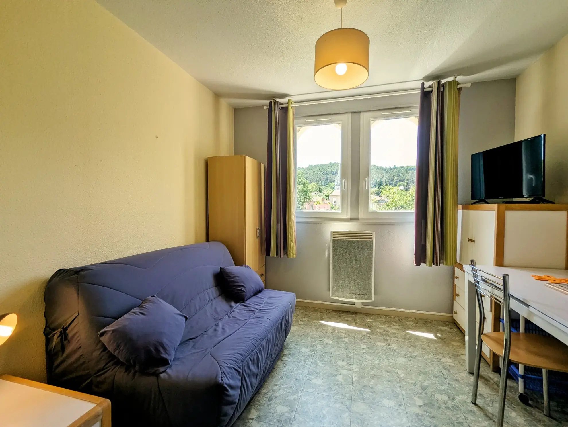 Studio à vendre de 16 m² avec vue dégagée à Lamalou-les-Bains 