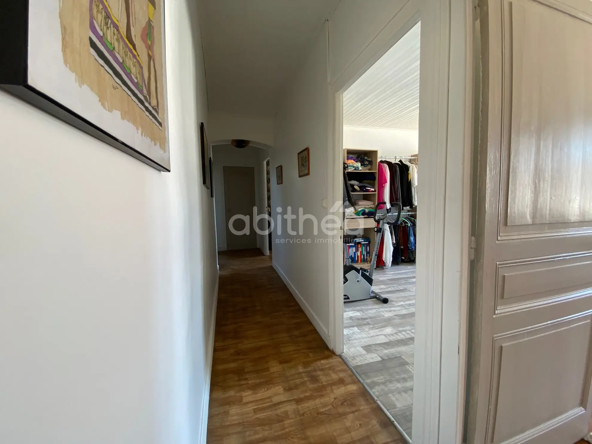 Maison rénovée de 110 m² avec dépendances et jardin à Exideuil-Sur-Vienne 