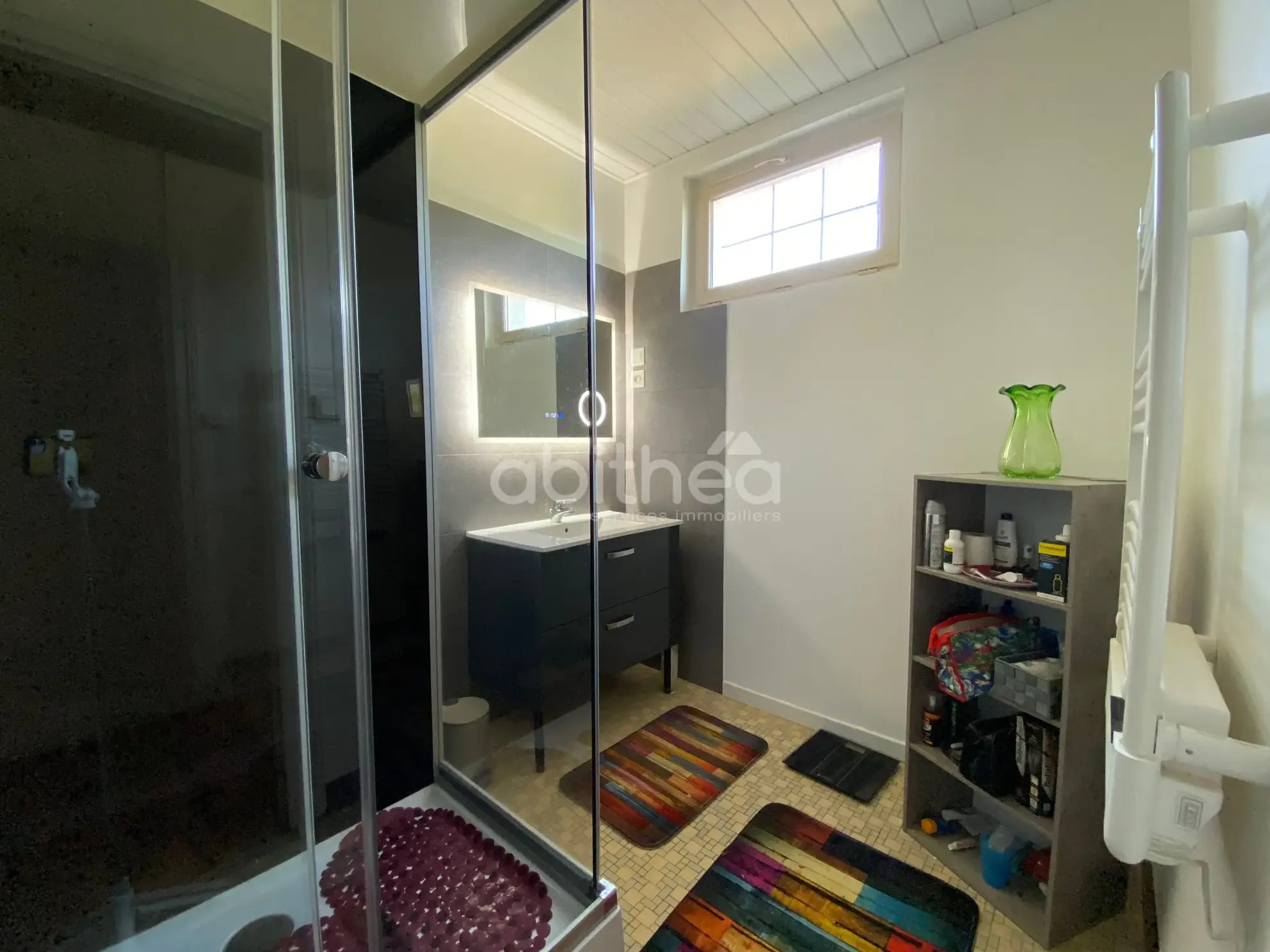 Maison rénovée de 110 m² avec dépendances et jardin à Exideuil-Sur-Vienne 