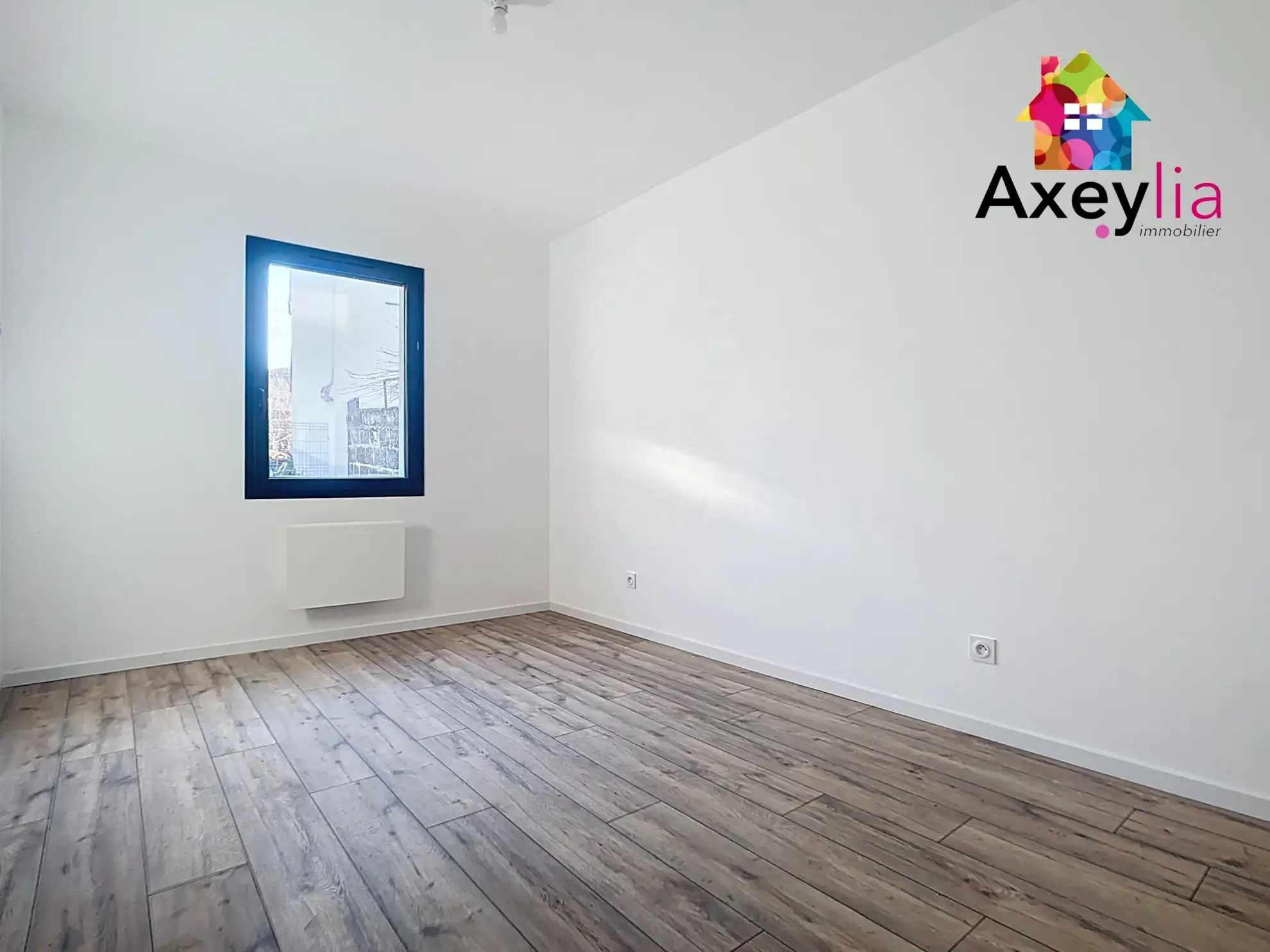 Maison neuve de plain-pied à Vougy avec grand terrain et vue sur la côte roannaise 