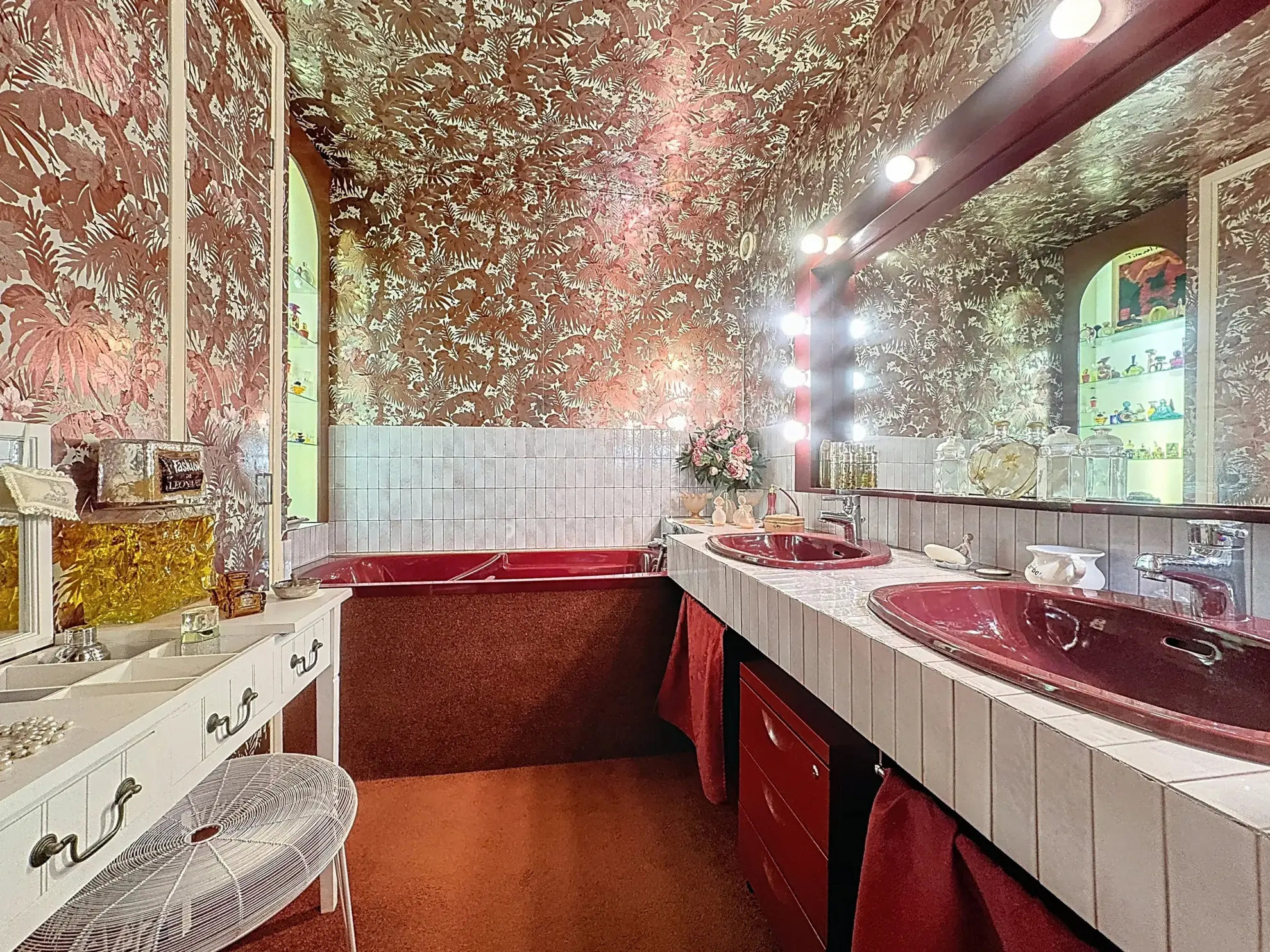 Charmante maison avec piscine, maisonette et grand jardin à Millau 