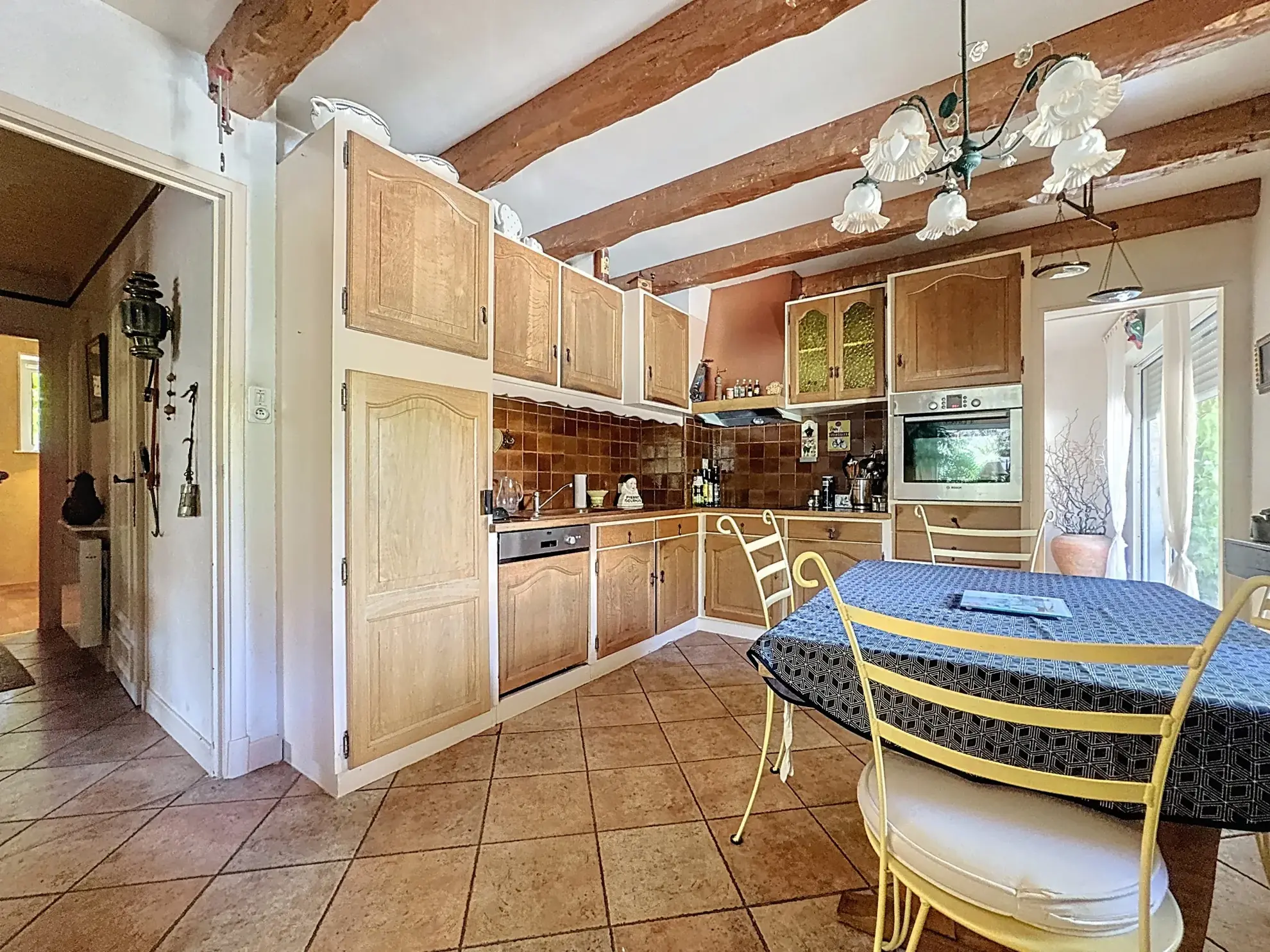 Charmante maison avec piscine, maisonette et grand jardin à Millau 