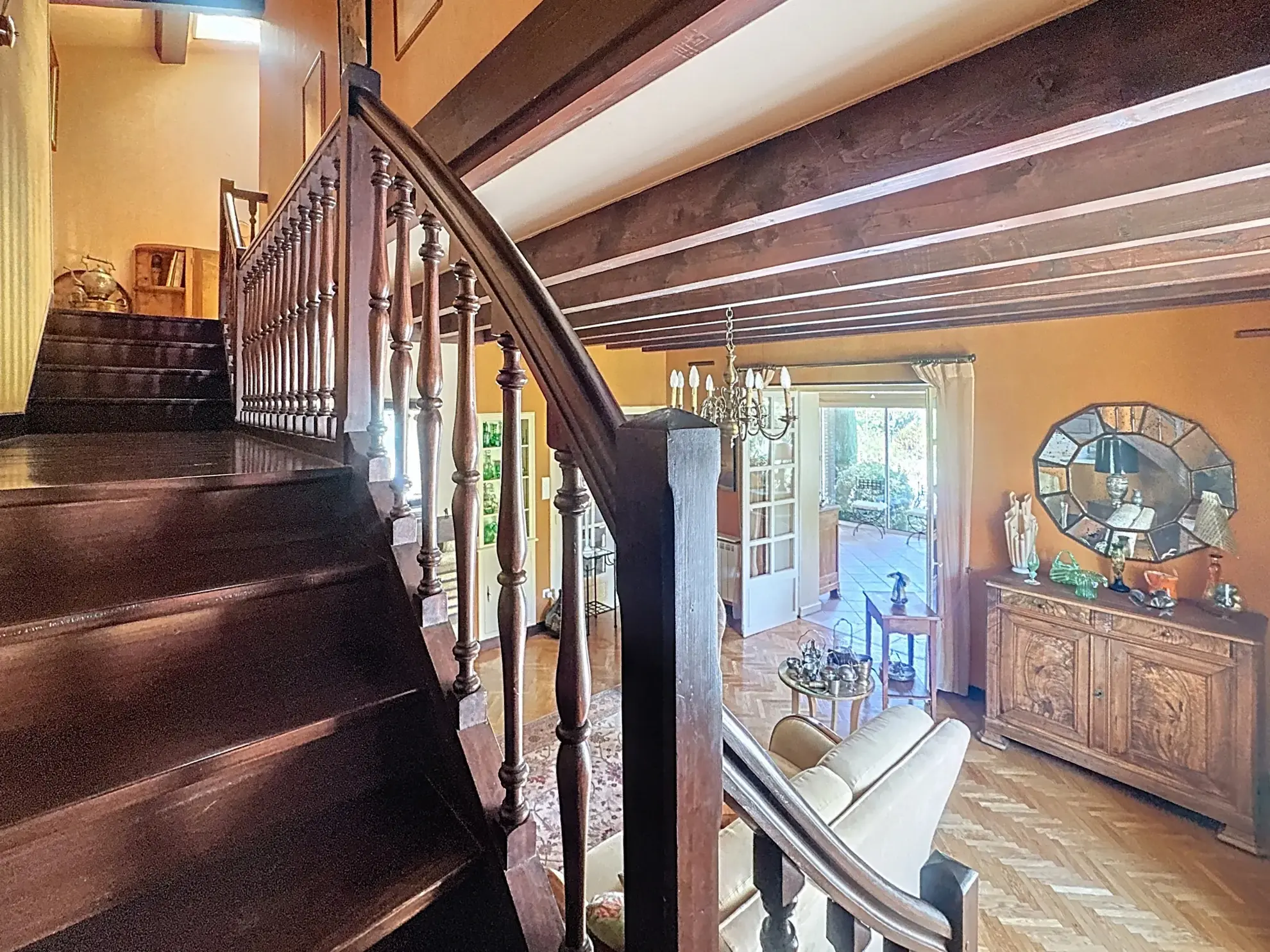 Charmante maison avec piscine, maisonette et grand jardin à Millau 