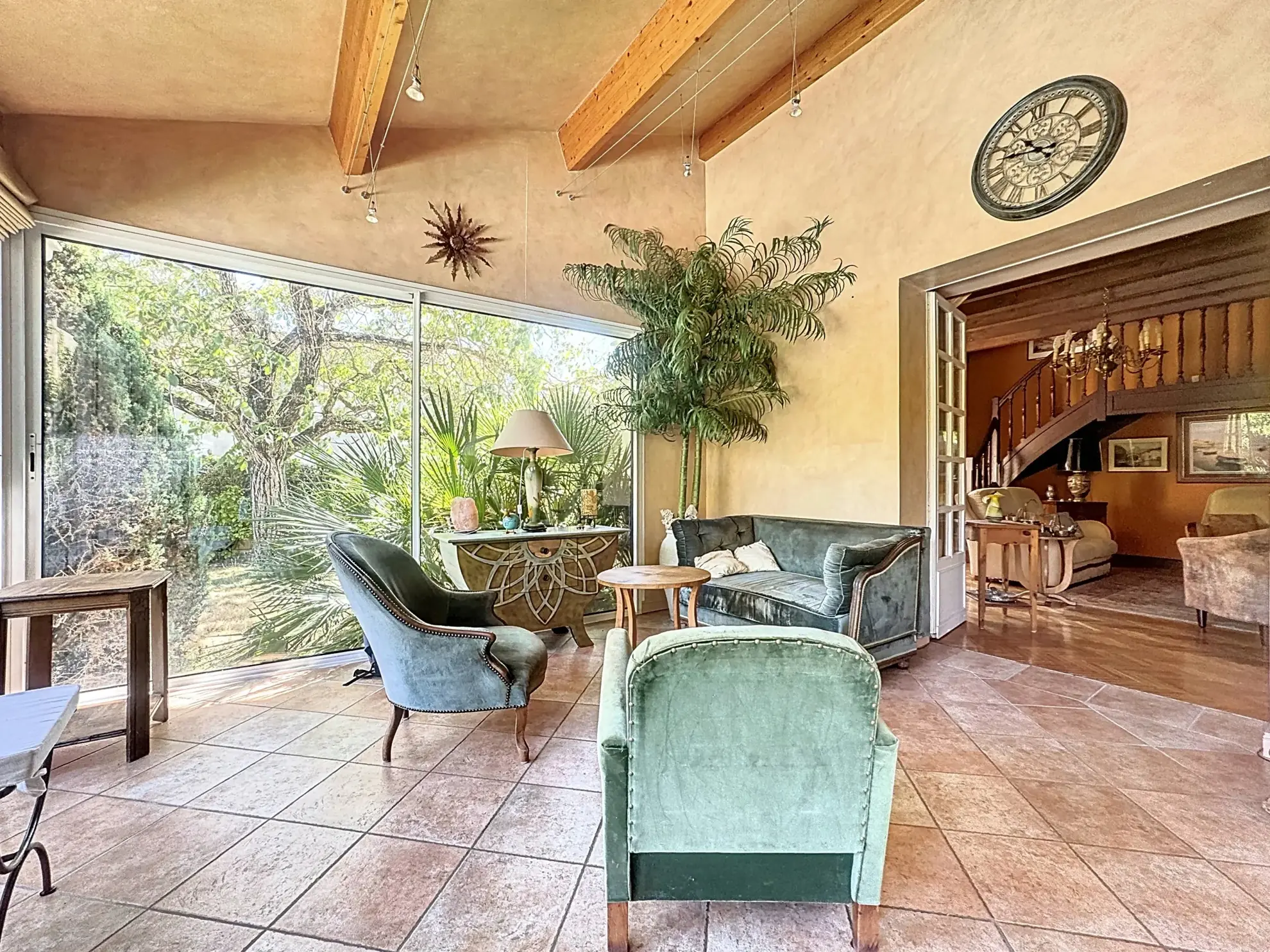 Charmante maison avec piscine, maisonette et grand jardin à Millau 