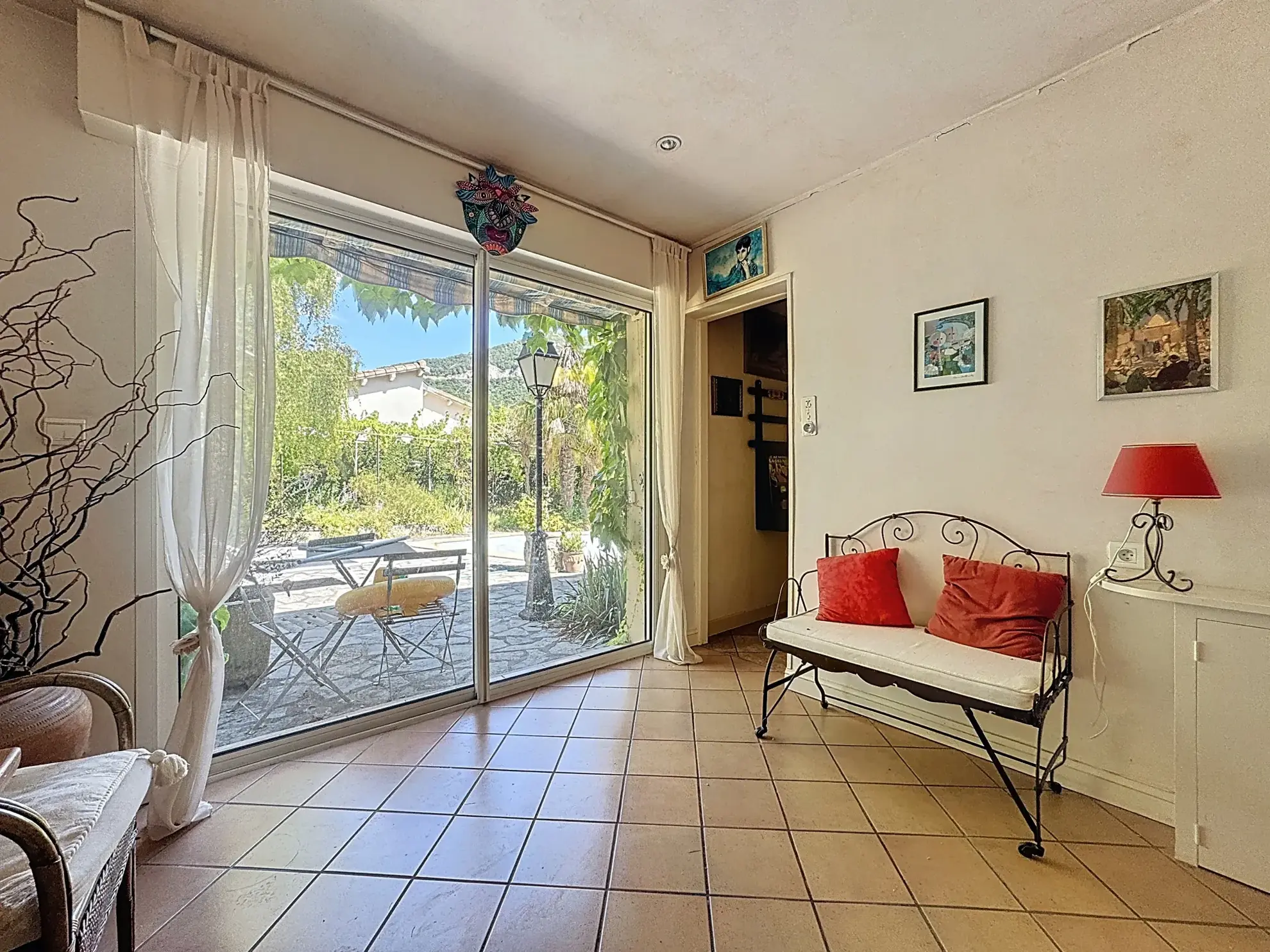 Charmante maison avec piscine, maisonette et grand jardin à Millau 