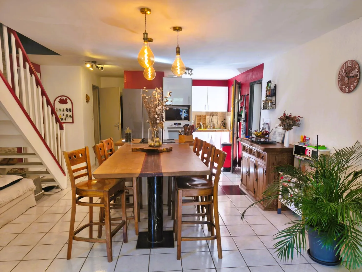 Maison avec piscine à Tarascon - 4 chambres et extérieur agréable 