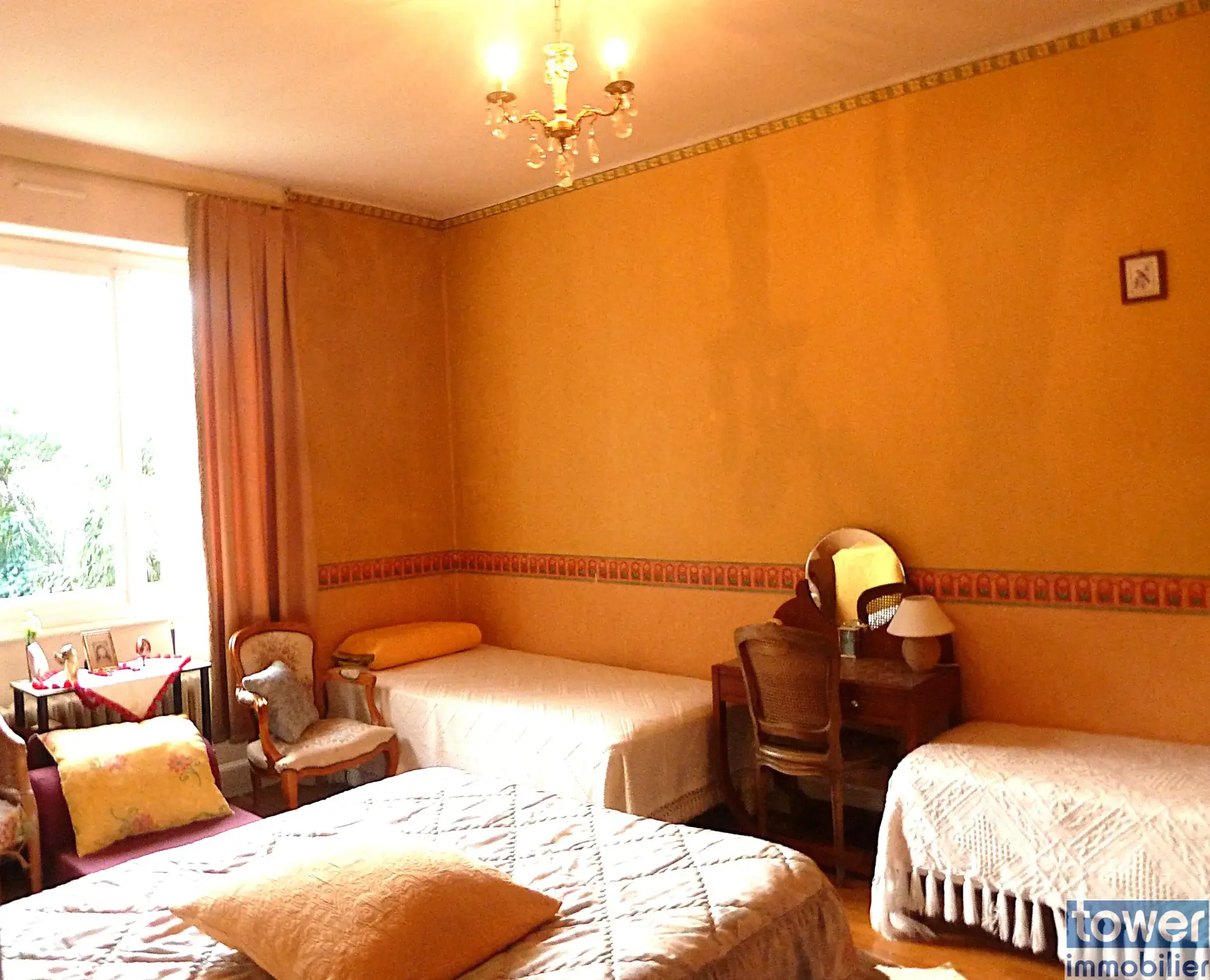 Appartement de 84 m² à Lorient, opportunité investissement avec garage et balcon 