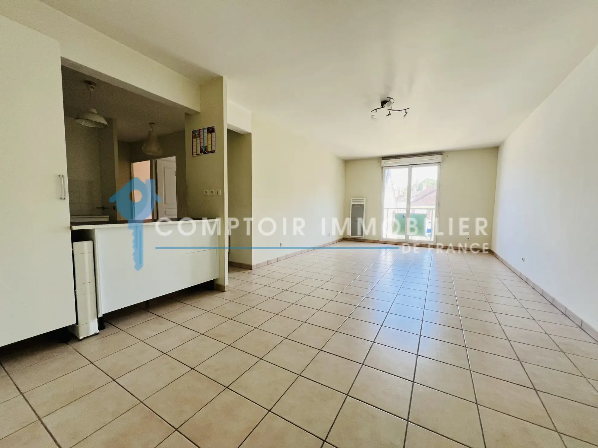Appartement F3 avec parking et cave à Auneau - 76 m²