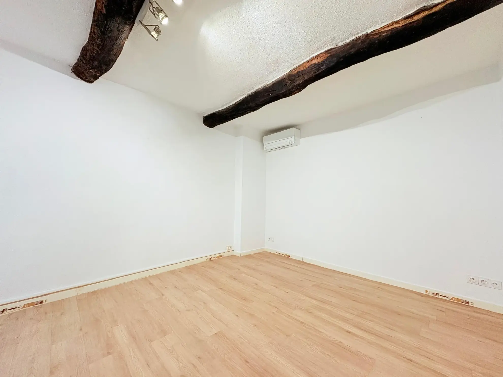 Maison de village à Thuir avec terrasse de toit - 55 m² 