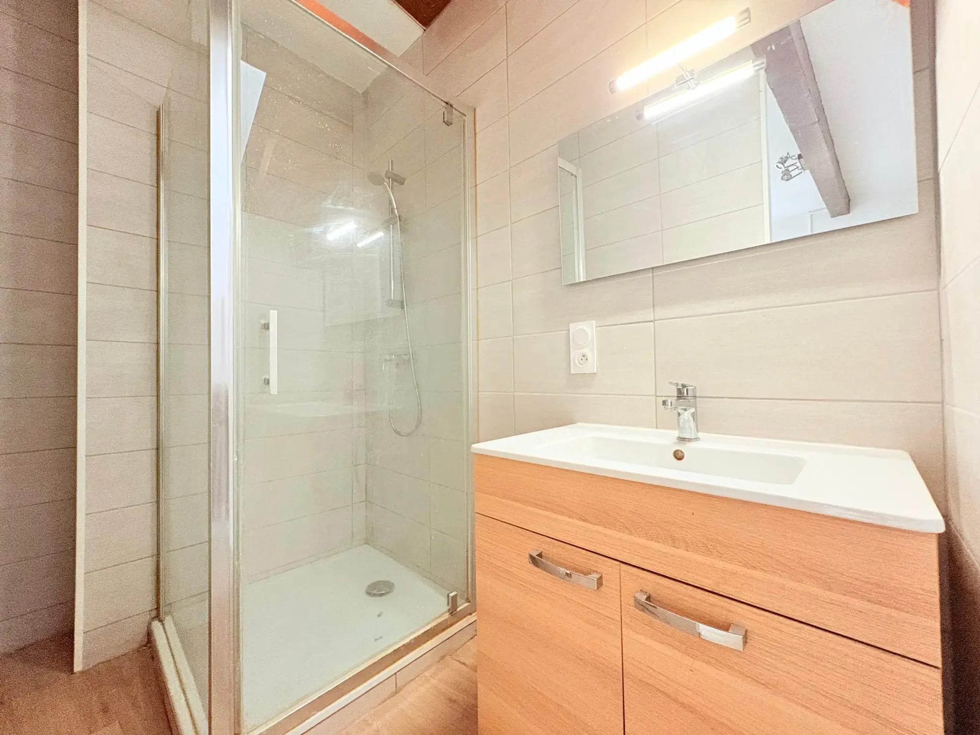 Maison de village à Thuir avec terrasse de toit - 55 m² 