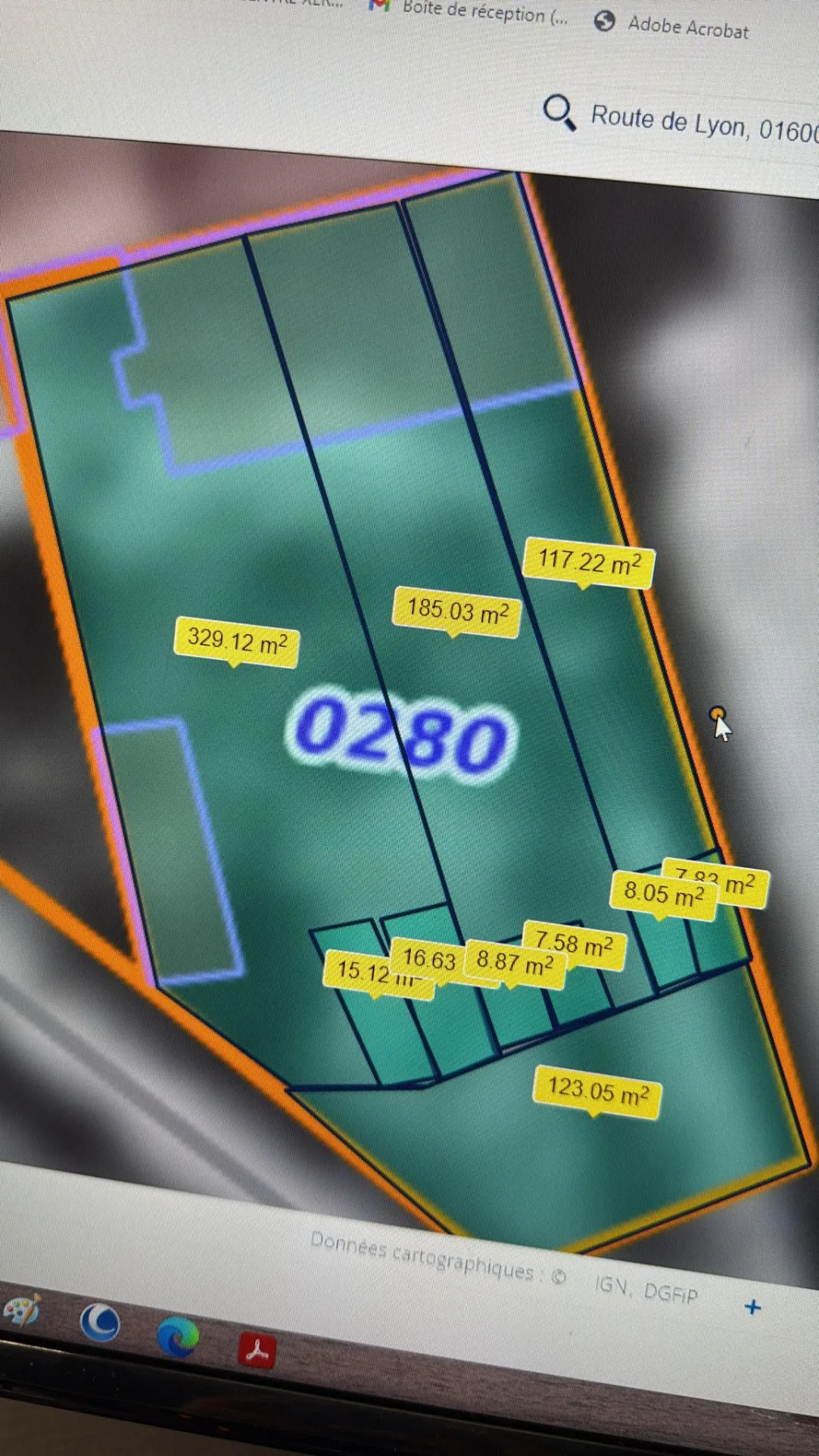 Maison duplex avec combles aménageables à Reyrieux - Cadre paisible et proche de toutes commodités 