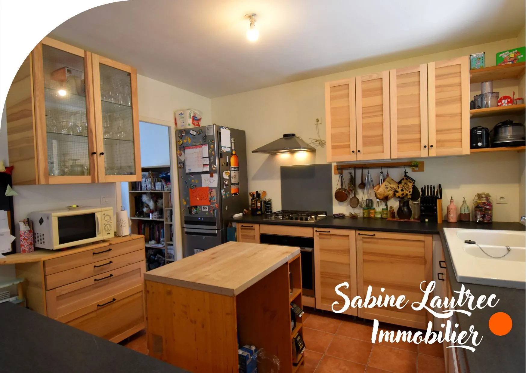 Maison de plain-pied à Graulhet de 97 m² avec 3 chambres, proche commodités et calme 