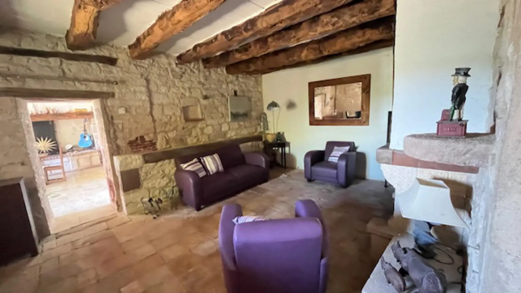 Maison de campagne avec jardin à Itzac, calme et potentielle rénovation 