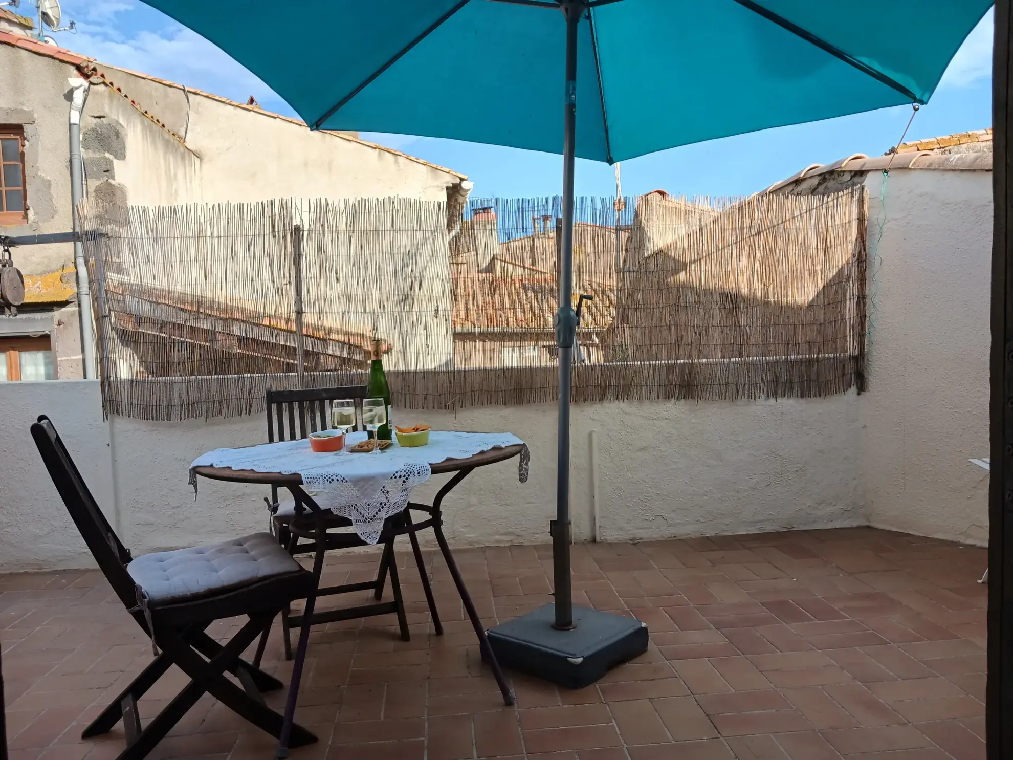 À vendre appartement duplex 3 pièces avec terrasse à Agde, vue sur l'Hérault 