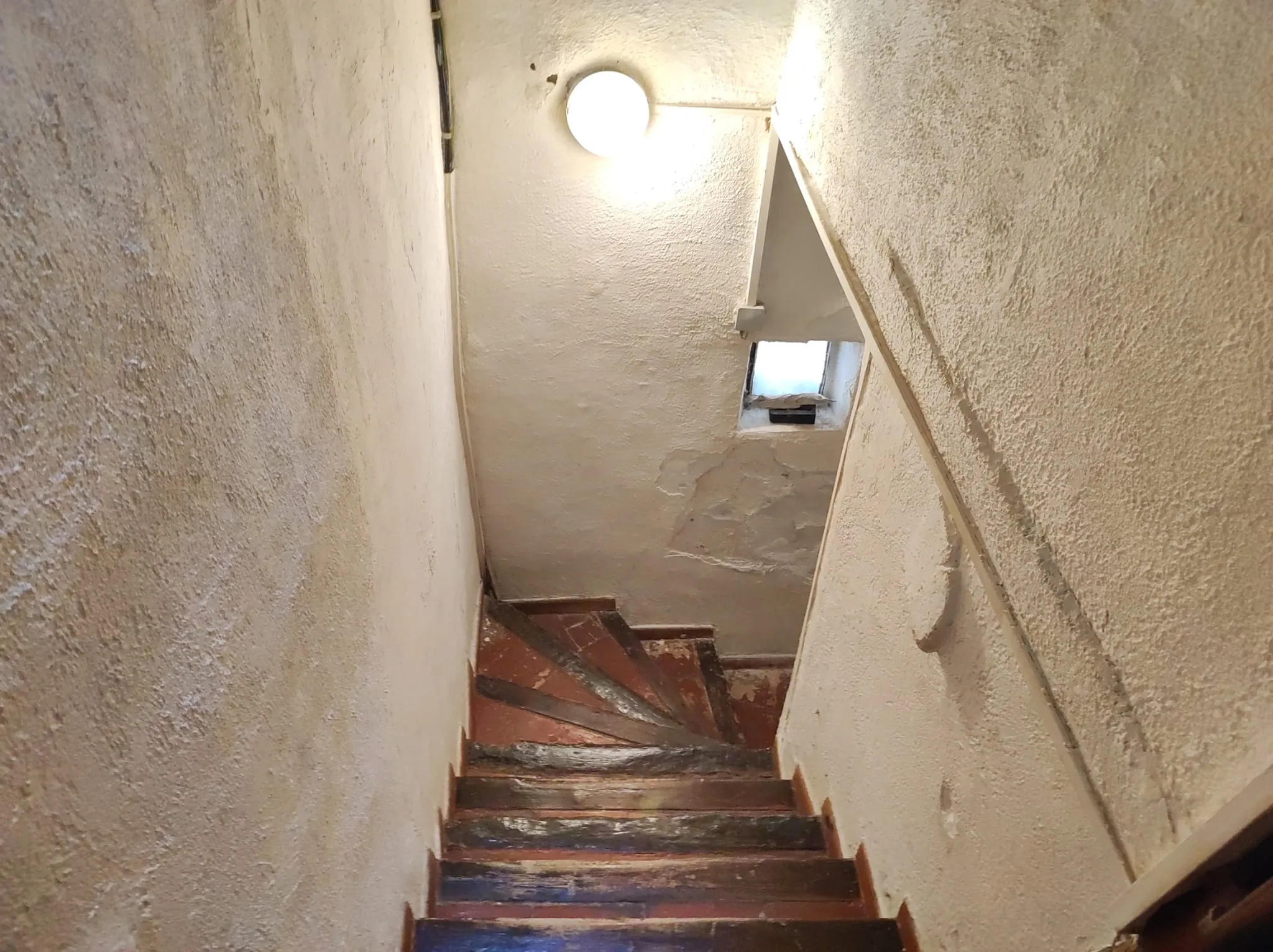 À vendre appartement duplex 3 pièces avec terrasse à Agde, vue sur l'Hérault 