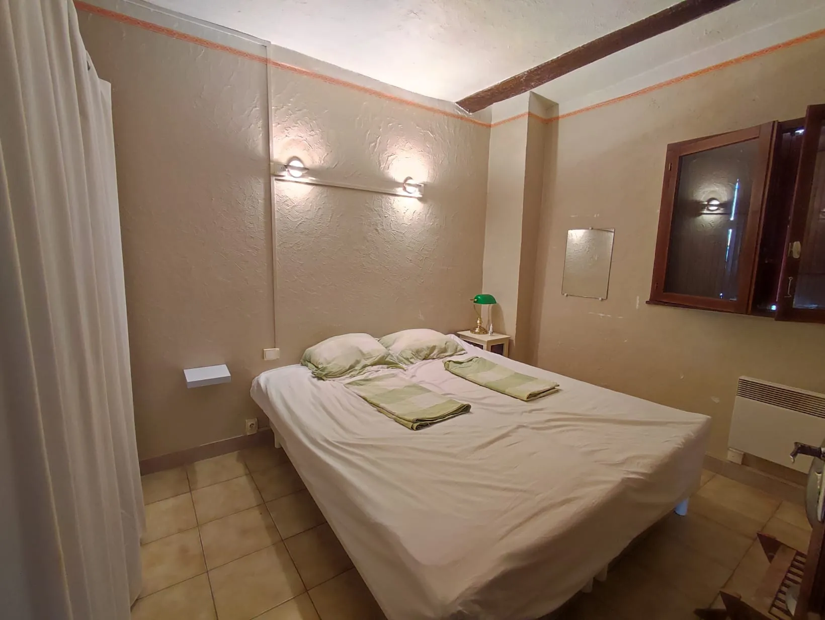 À vendre appartement duplex 3 pièces avec terrasse à Agde, vue sur l'Hérault 