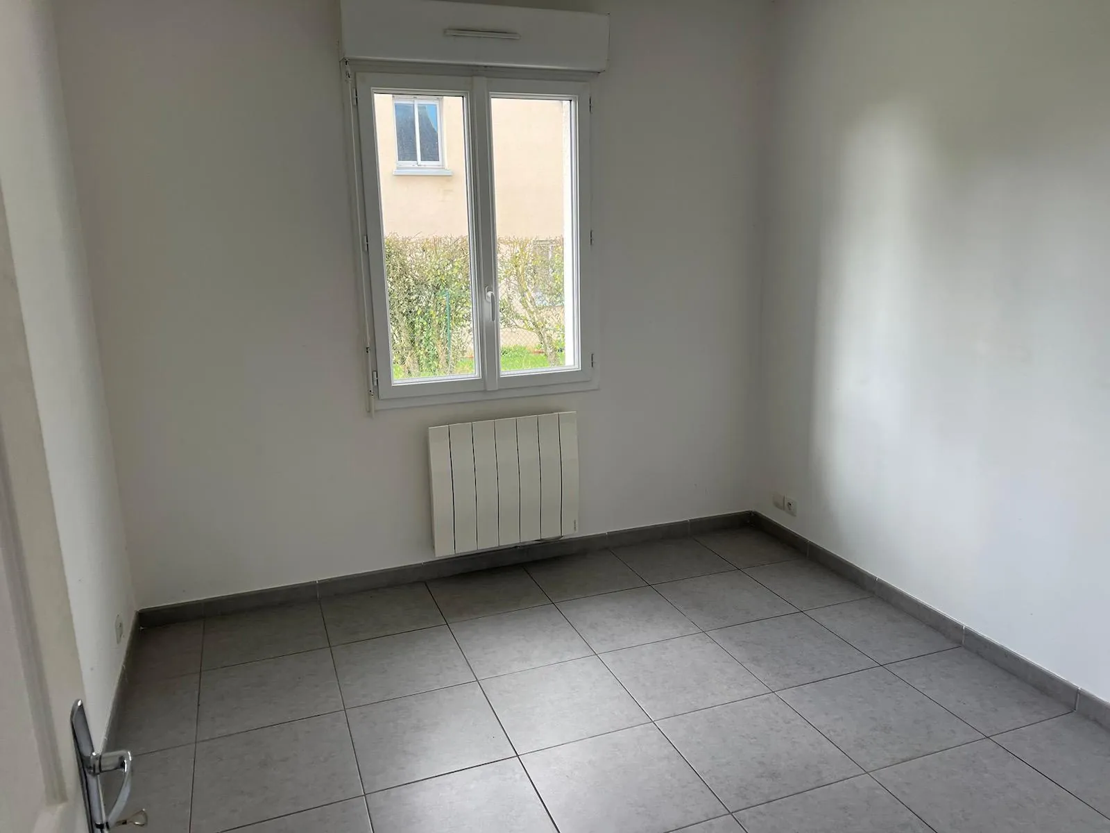 A vendre pavillon de plain-pied de 80 m² à Rouessé Fontaine - Investissement locatif 