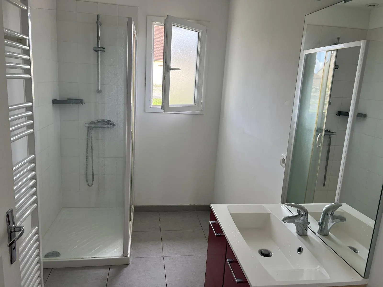 A vendre pavillon de plain-pied de 80 m² à Rouessé Fontaine - Investissement locatif 