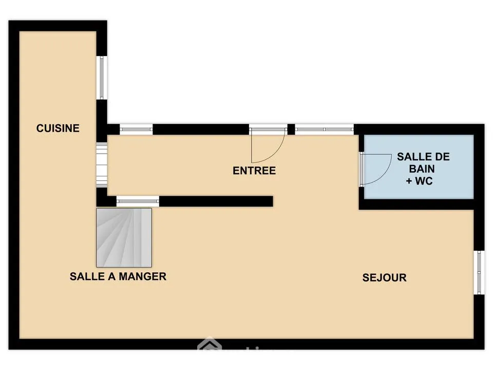 Maison de ville rénovée de 76,4 m² à Châtellerault, centre-ville 