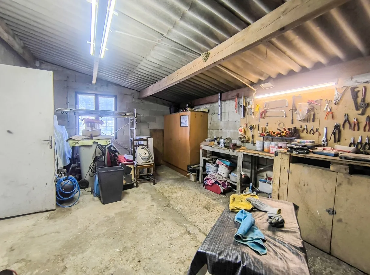 Maison 5 pièces lumineuse à Château-Thierry – 117 m² avec jardin et dépendance 