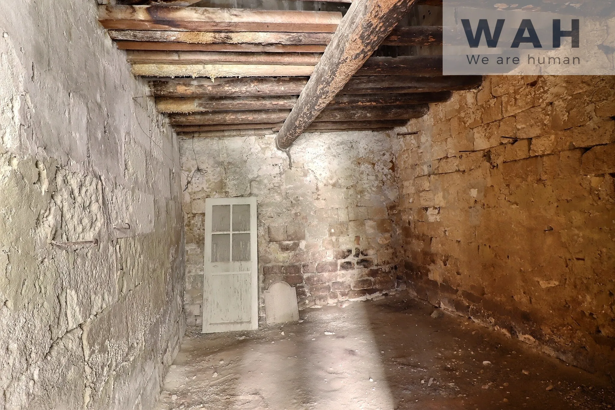 A vendre deux maisons de ville à rénover au cœur de Saint-Gilles – 130 m² 