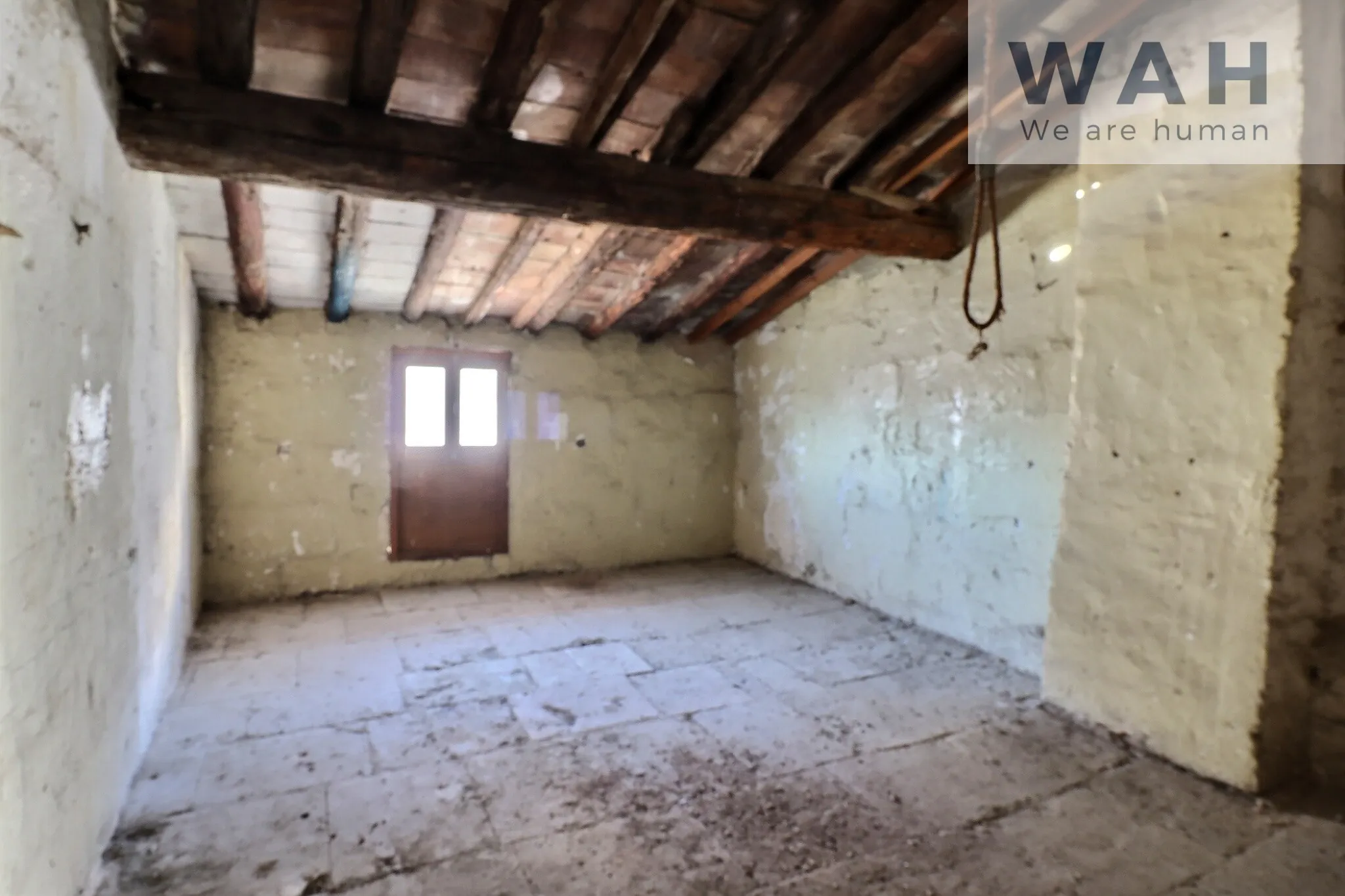 A vendre deux maisons de ville à rénover au cœur de Saint-Gilles – 130 m² 