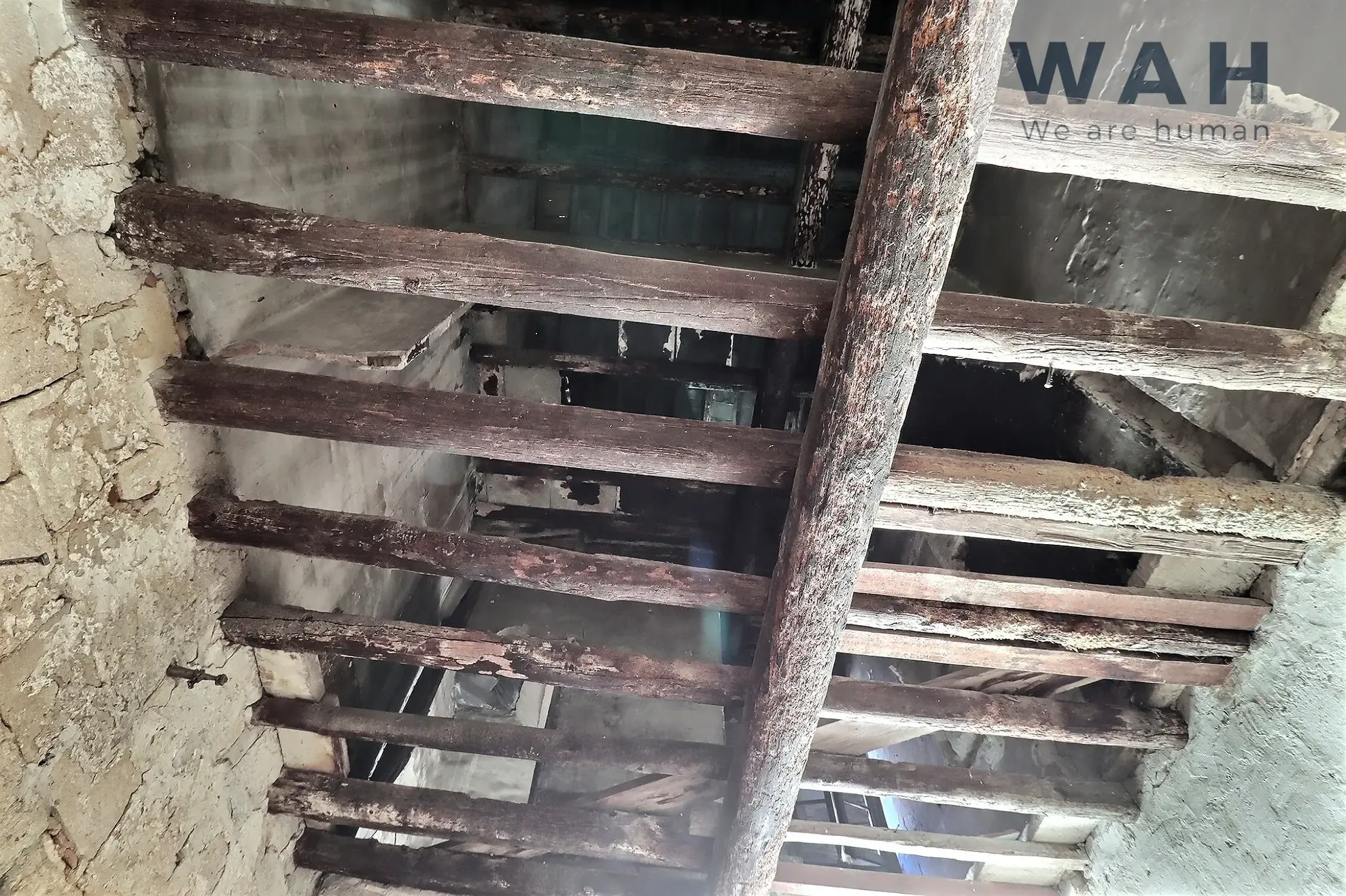 A vendre deux maisons de ville à rénover au cœur de Saint-Gilles – 130 m² 