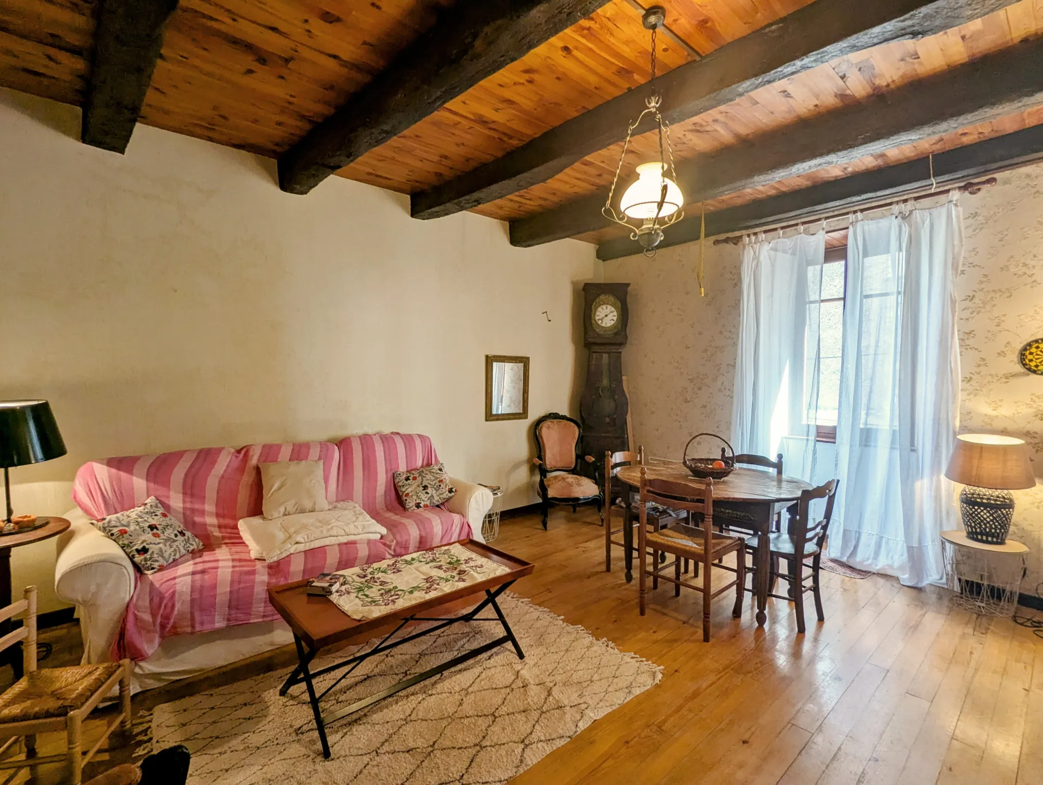 Maison de Village à Fayet, 2 chambres, jardin, dans un environnement naturel préservé 