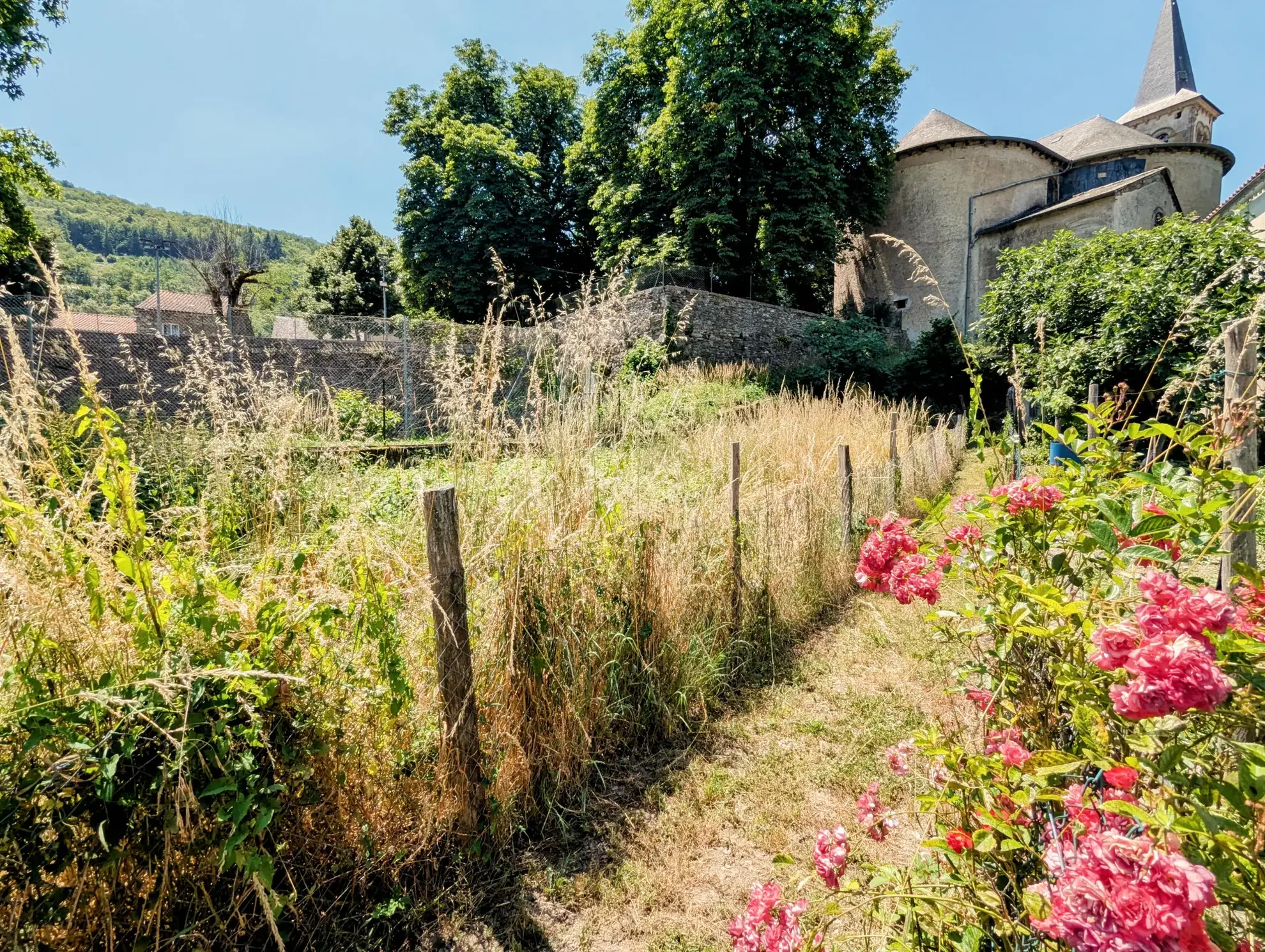Maison de Village à Fayet, 2 chambres, jardin, dans un environnement naturel préservé 