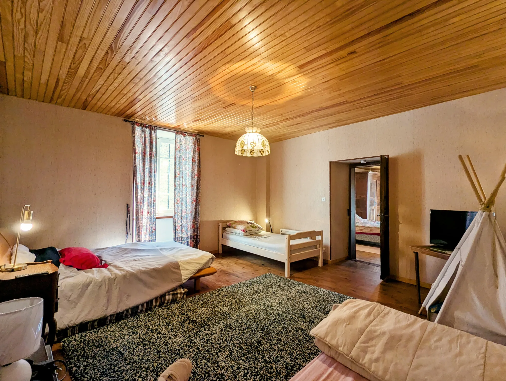 Maison de Village à Fayet, 2 chambres, jardin, dans un environnement naturel préservé 