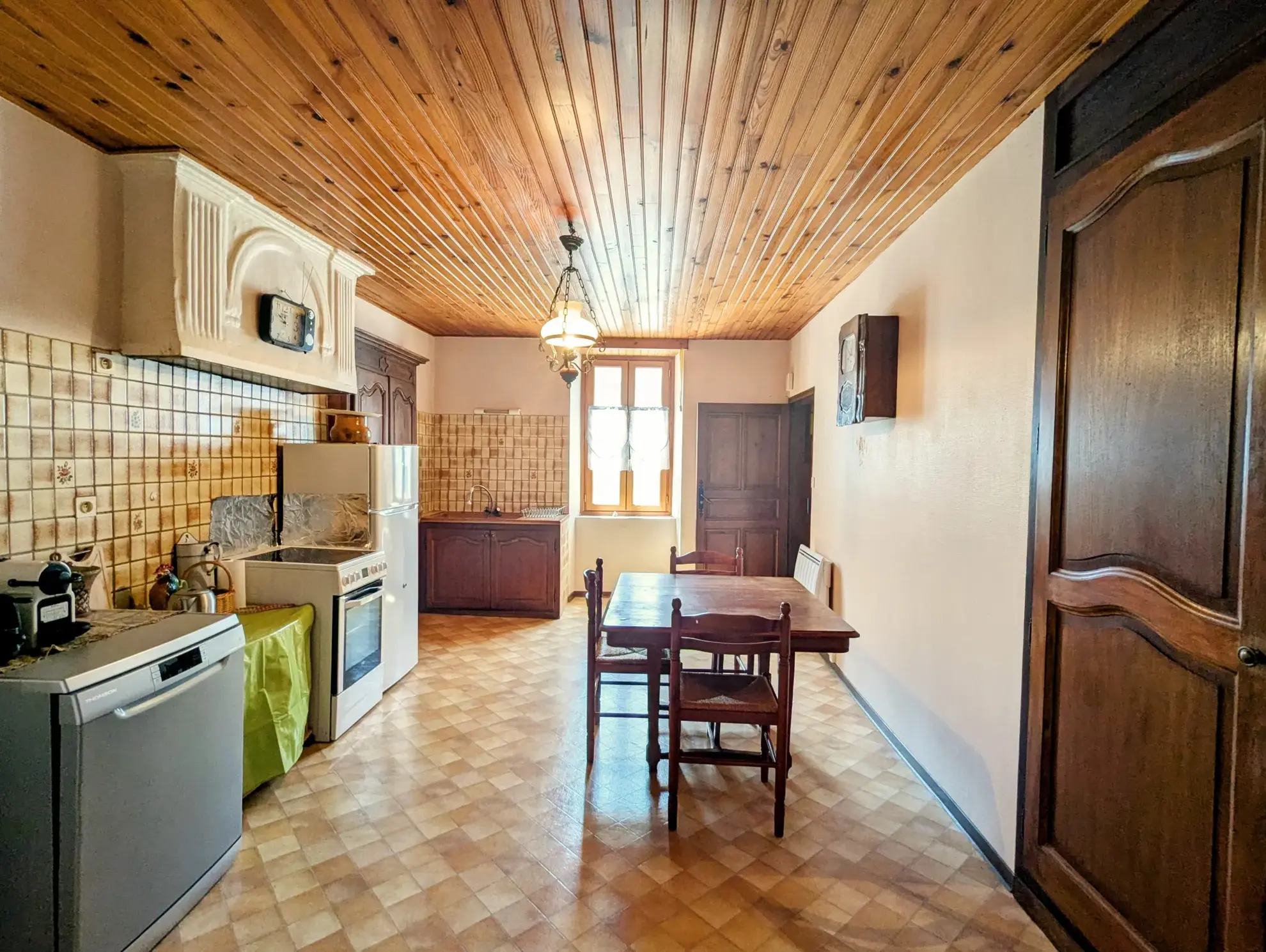 Maison de Village à Fayet, 2 chambres, jardin, dans un environnement naturel préservé 