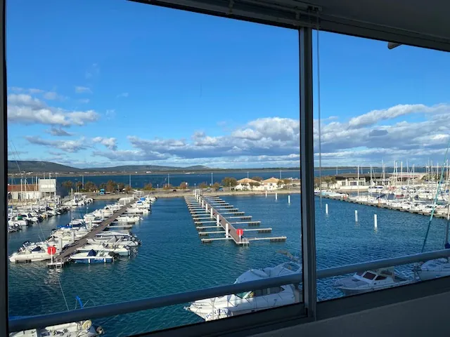 Appartement T2 frontignan plage avec vue port et garage à vendre 