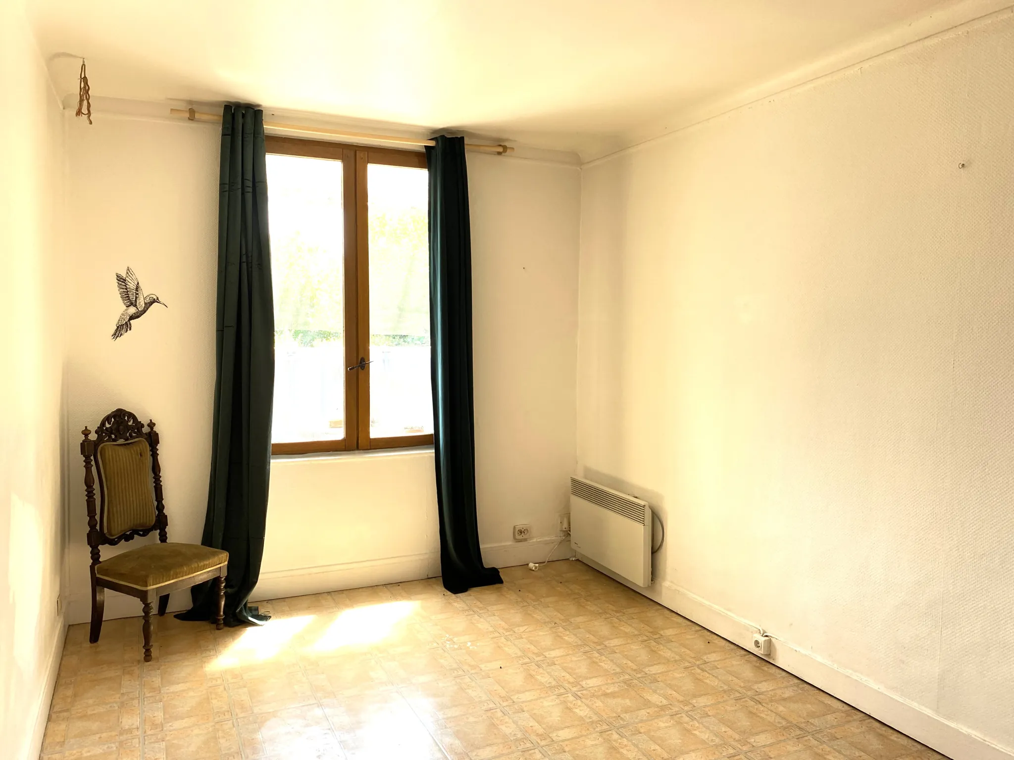 Maison individuelle à Chantecoq avec grand terrain arboré et potentiel à 15 min de Montargis 