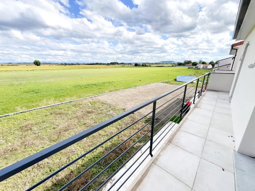 Maison neuve T4 avec jardin et garage à Saint-Beauzire 