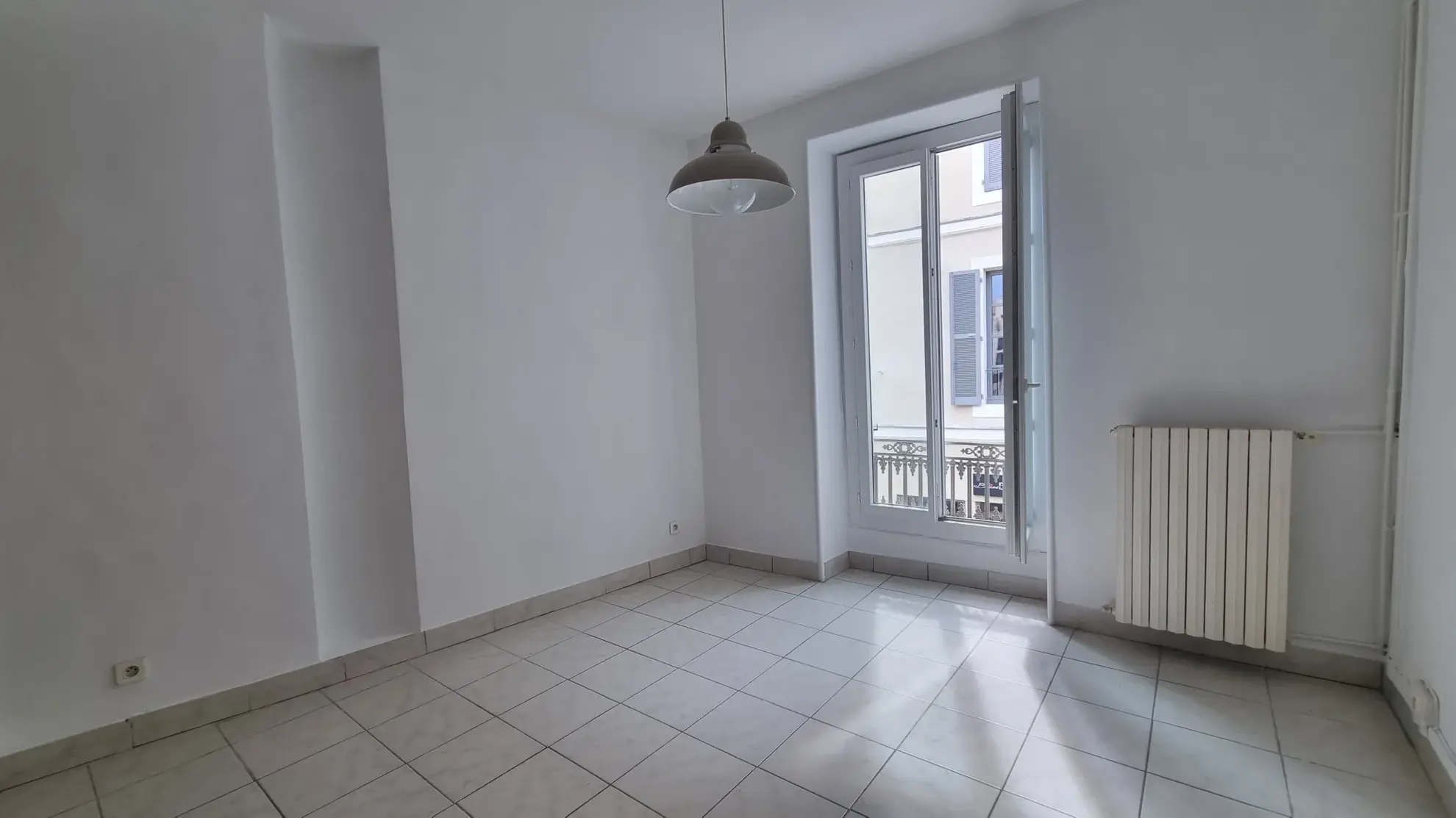 Vente appartement 3 pièces à Nîmes - Quartier Église Saint Paul 