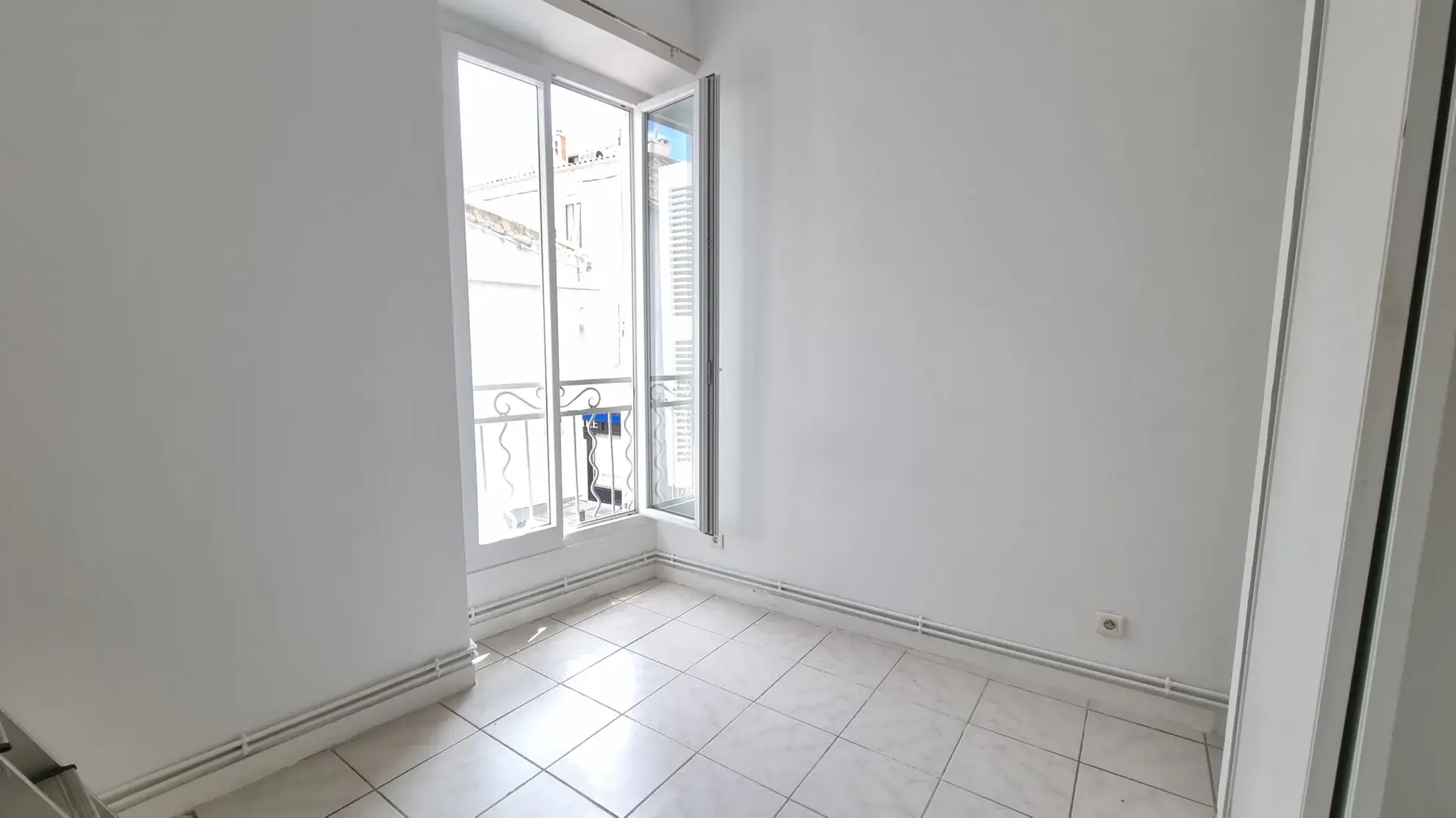 Vente appartement 3 pièces à Nîmes - Quartier Église Saint Paul 
