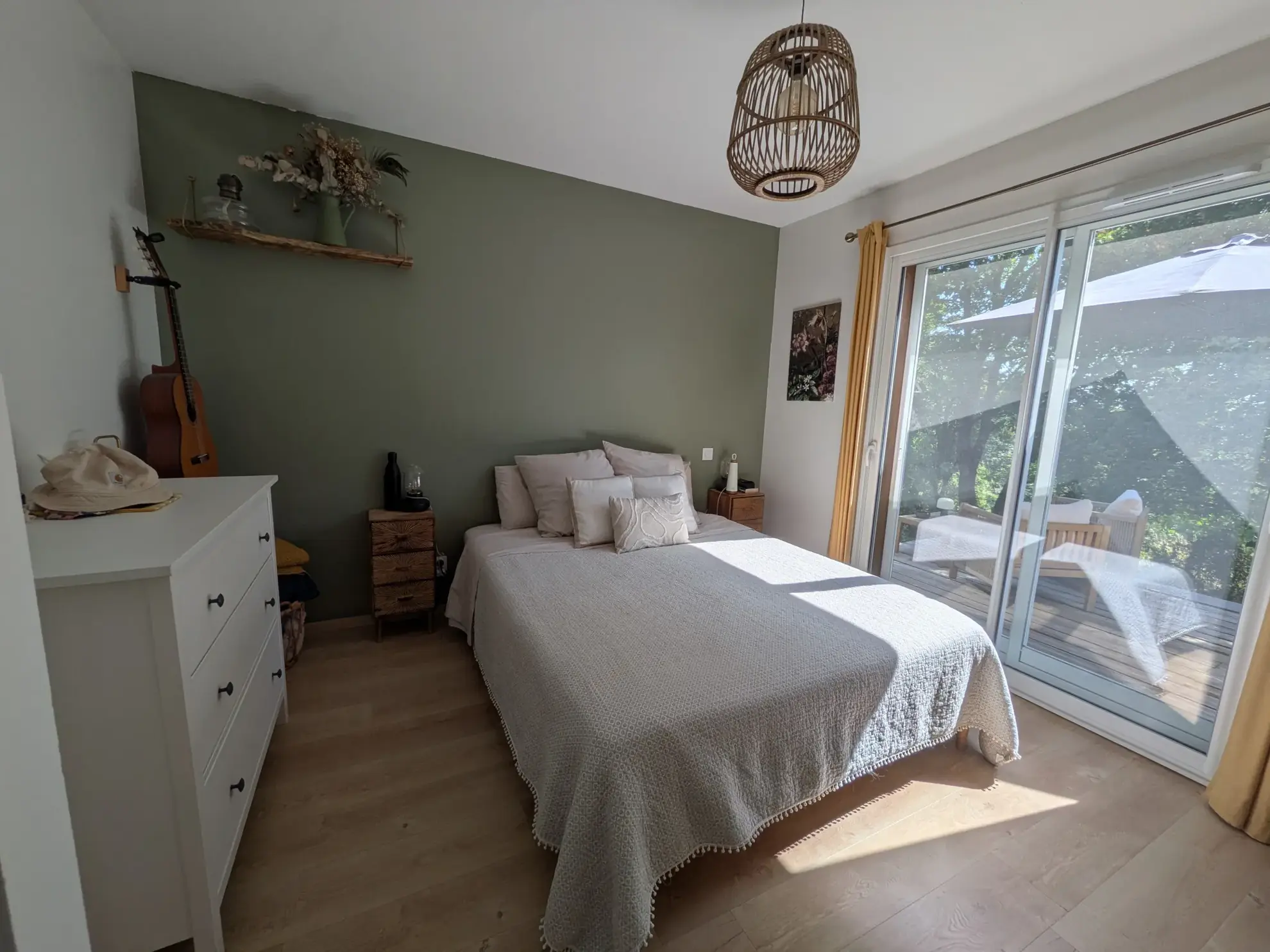 Maison en bois avec piscine, jardin et terrasse près de Gaillac 