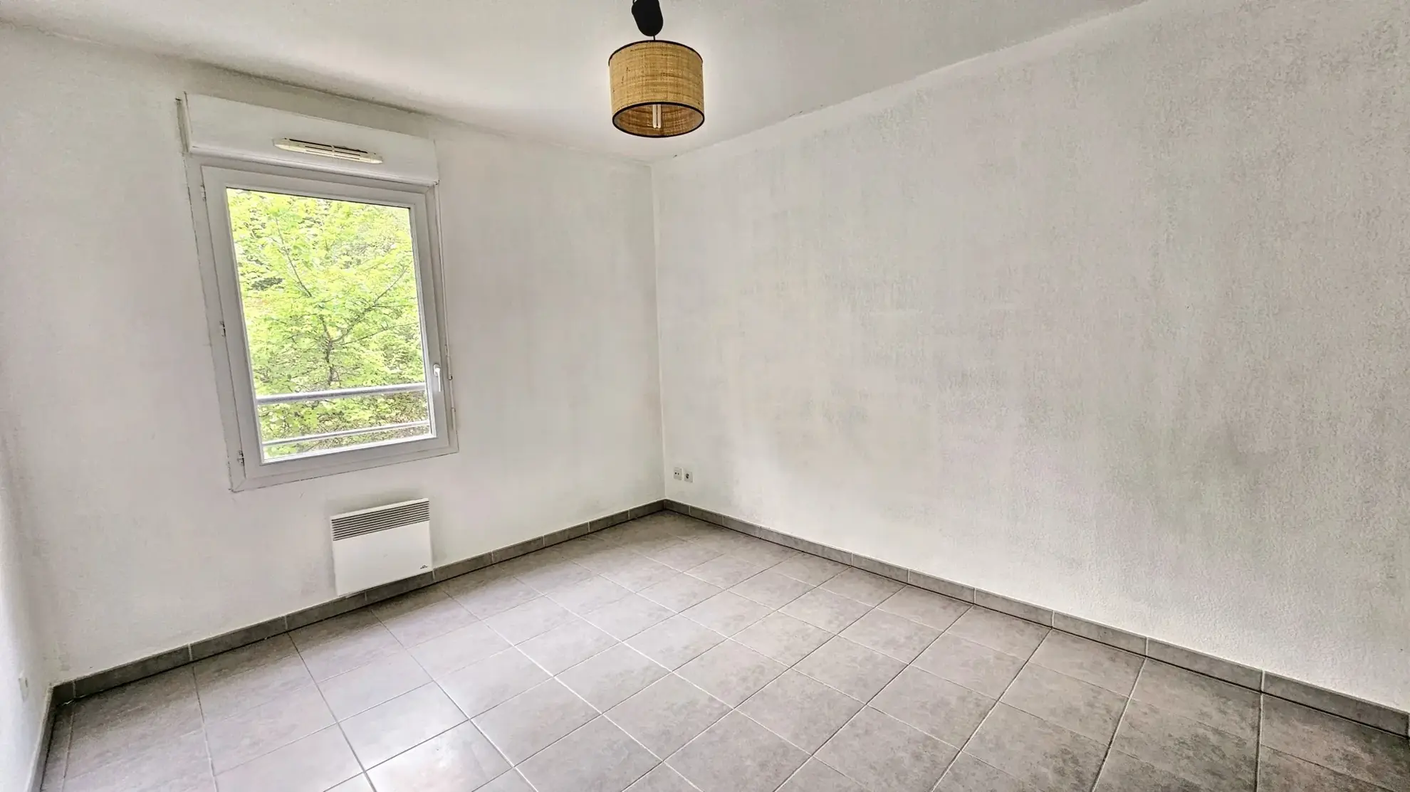 Appartement T3 avec terrasse à Montpellier - 66 m², parking privé et vue parc 