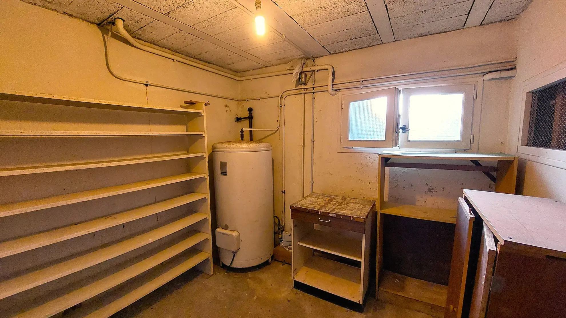 Appartement T4 en Duplex à Bardos – Investissement idéal, 92 m² avec cave et balcon, proche commodités 