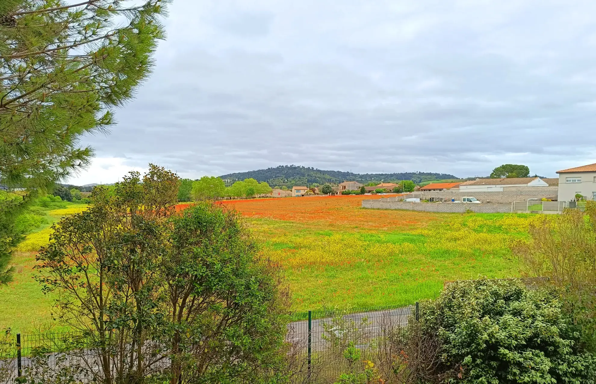 Appartement T2 à vendre à Carcassonne avec balcon et parking 