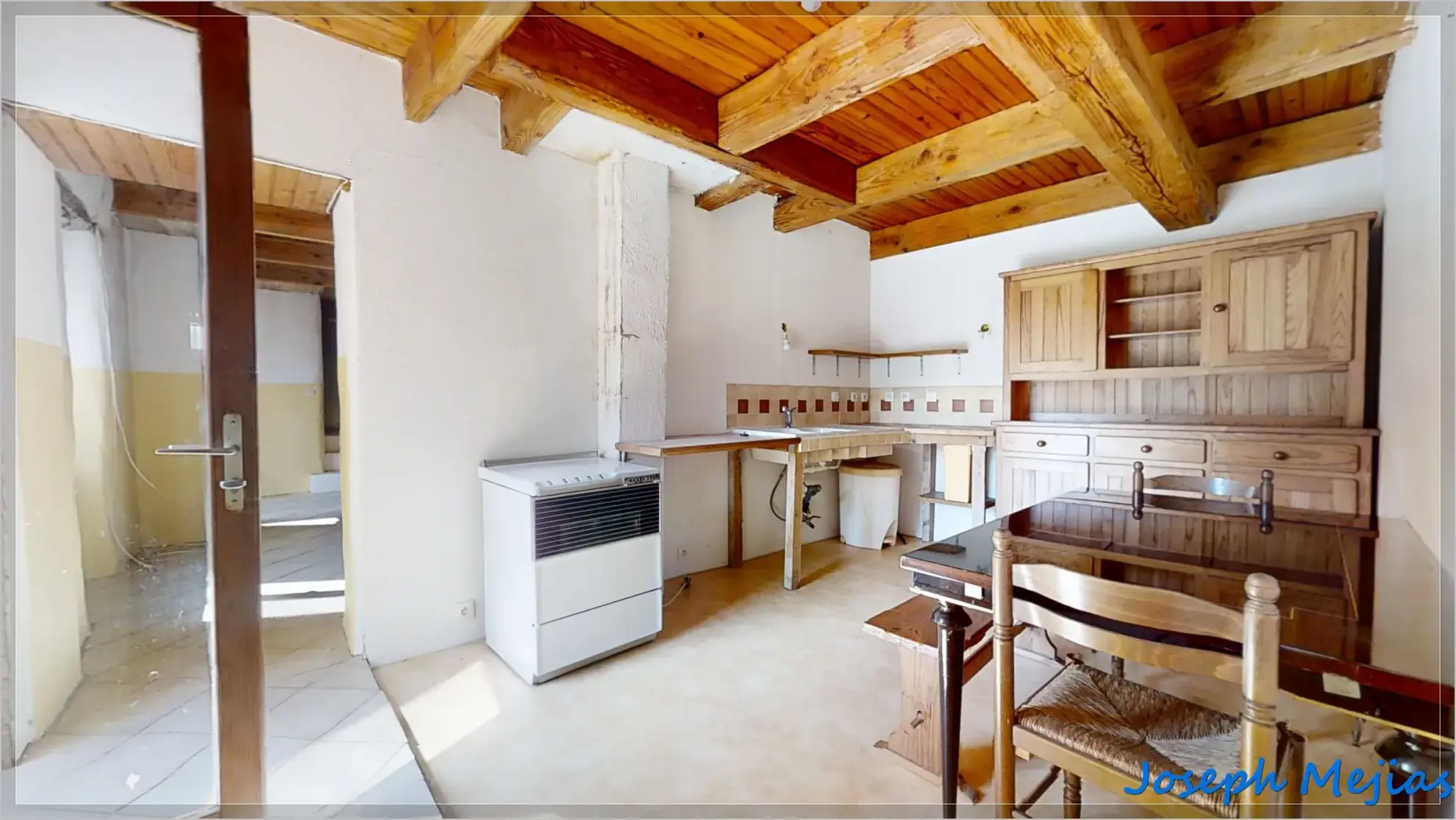 Maison individuelle en campagne avec dépendance, garage et jardin à Saint Apollinaire de Rias 