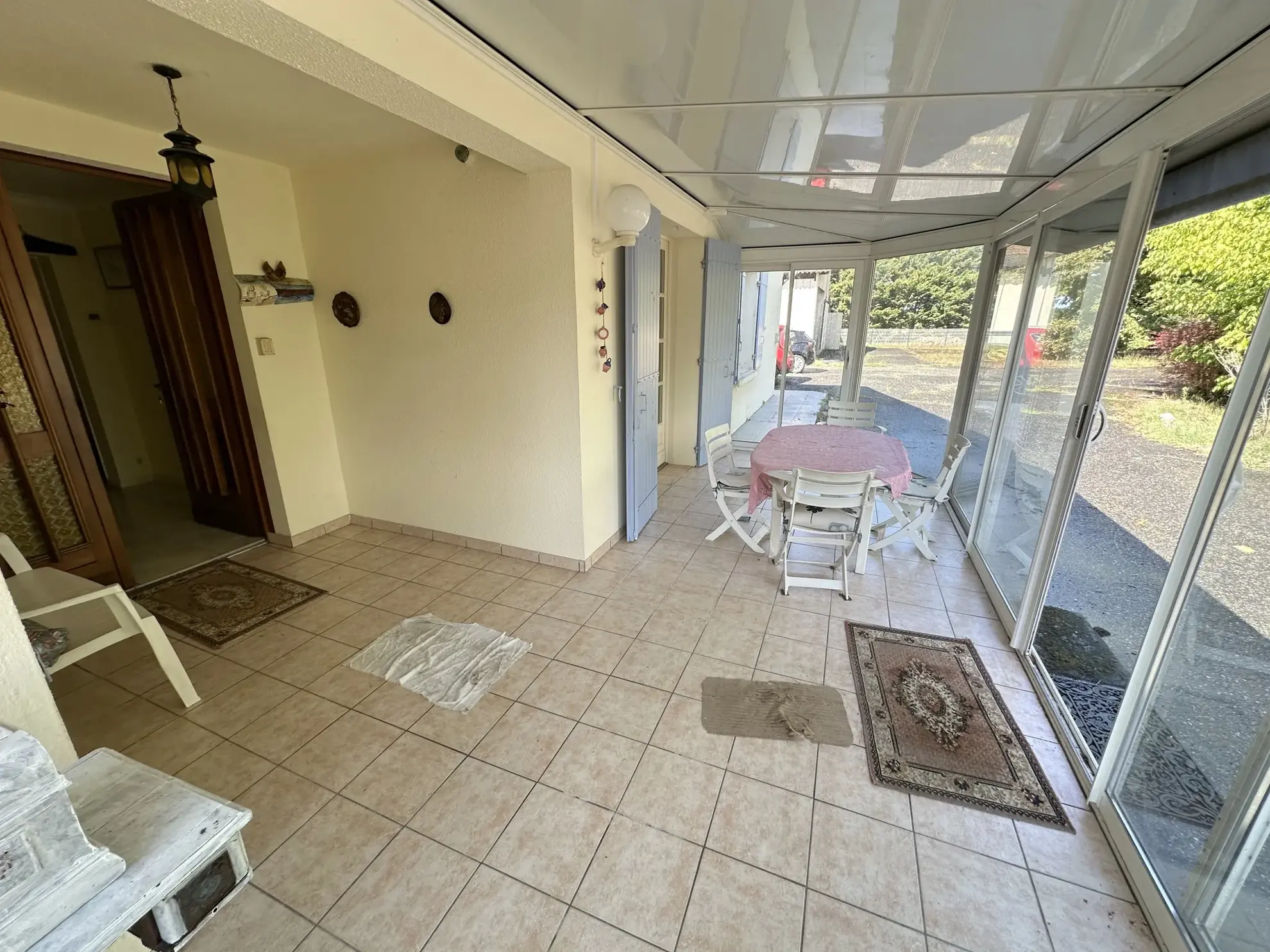 Maison en pierre avec grand terrain et ateliers à Grezet Cavagnan 