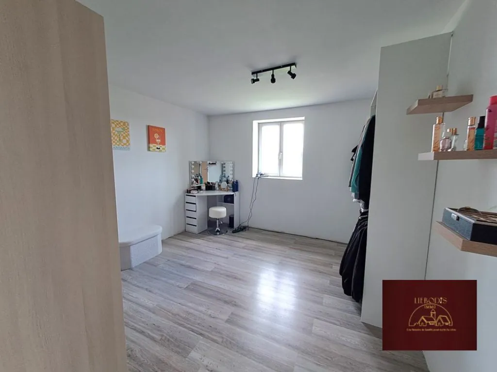 Charmante maison de village avec vue, jardin et garage à Lemainville 