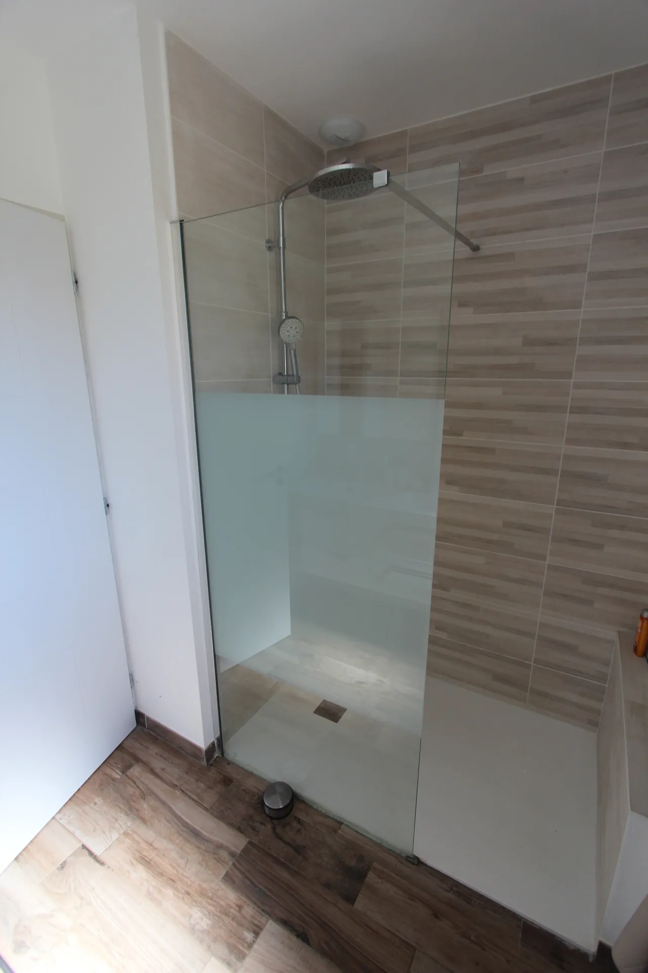 Maison de plain-pied récente à Niort avec jardin et garage 